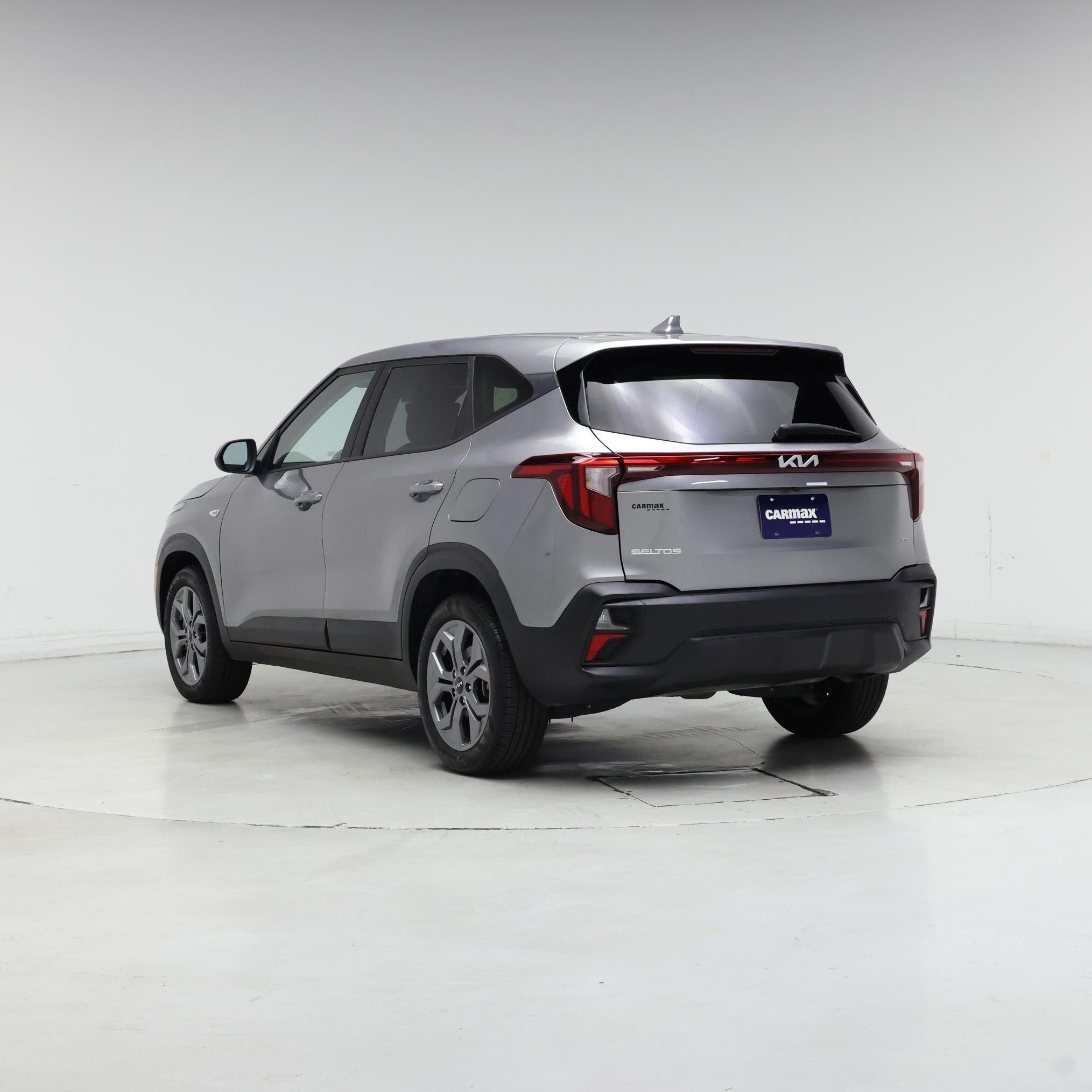Thumbnail: 2024 Kia Seltos - 2