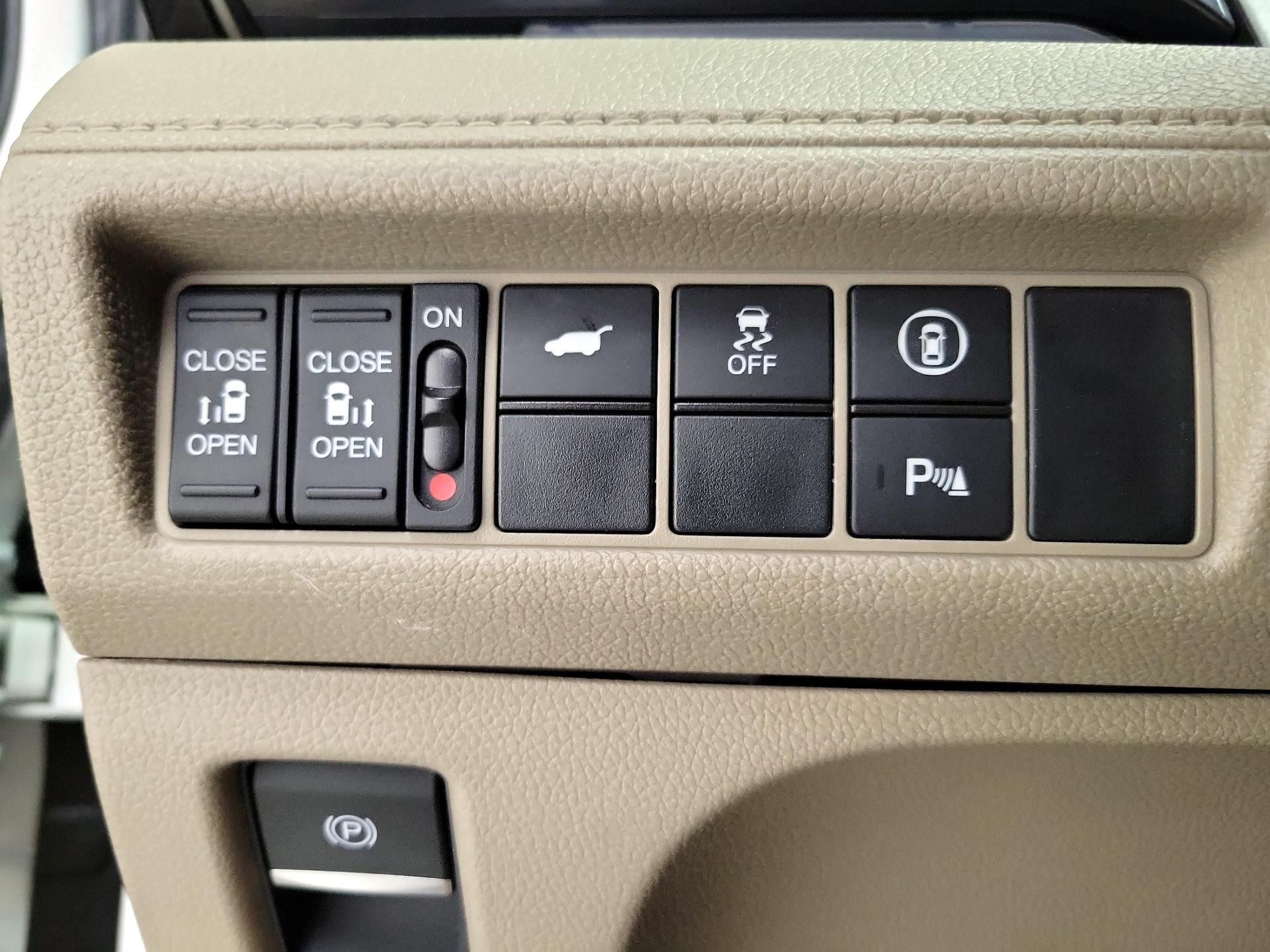 Thumbnail: 2024 Honda Odyssey - 13