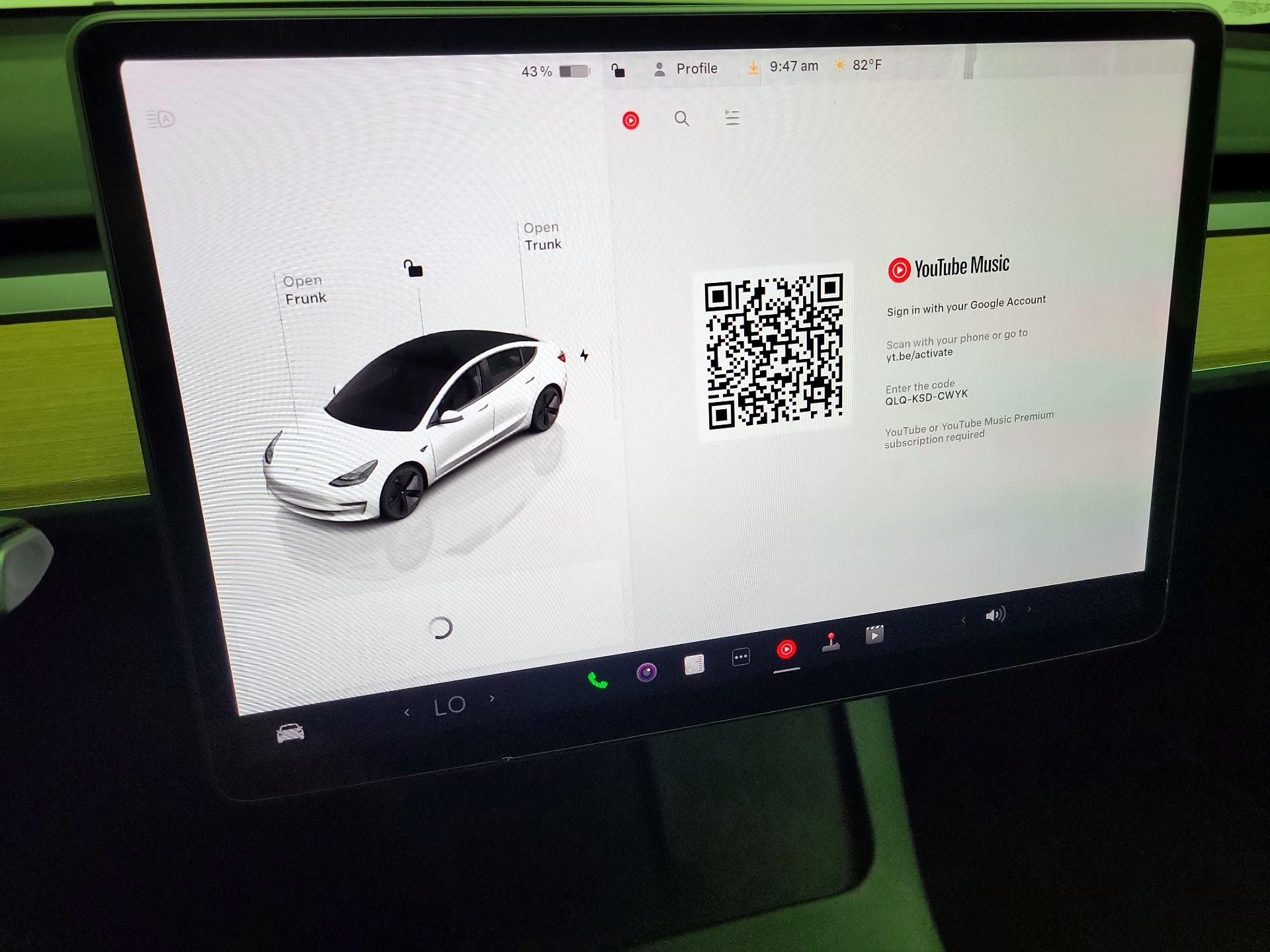 Thumbnail: 2022 Tesla Model 3 - 15
