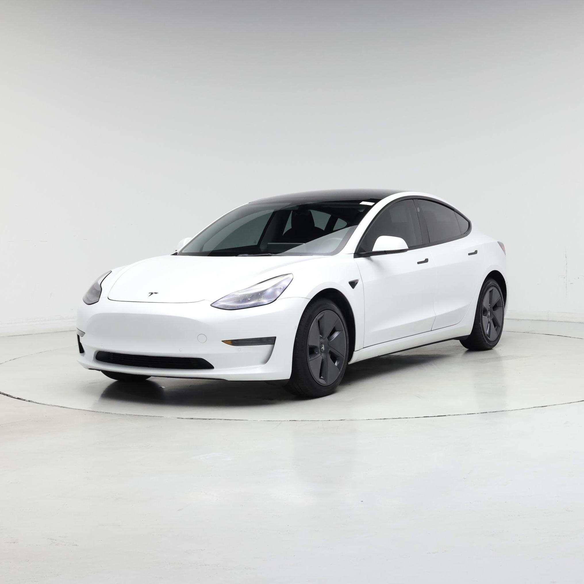 Thumbnail: 2022 Tesla Model 3 - 4