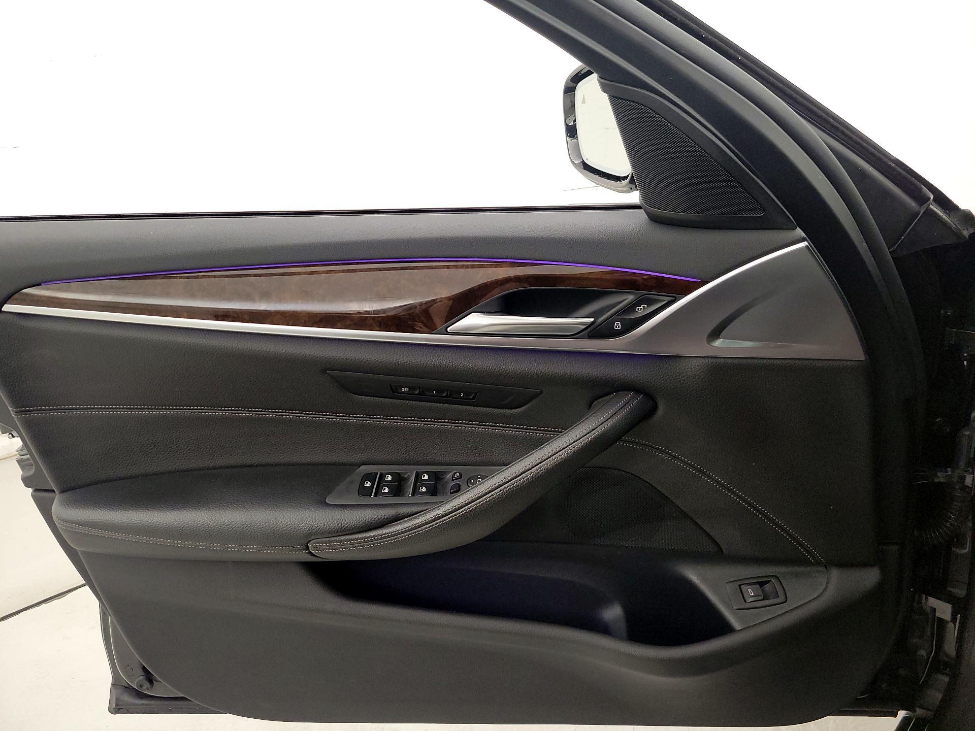 Thumbnail: 2019 BMW 5 Series - 12