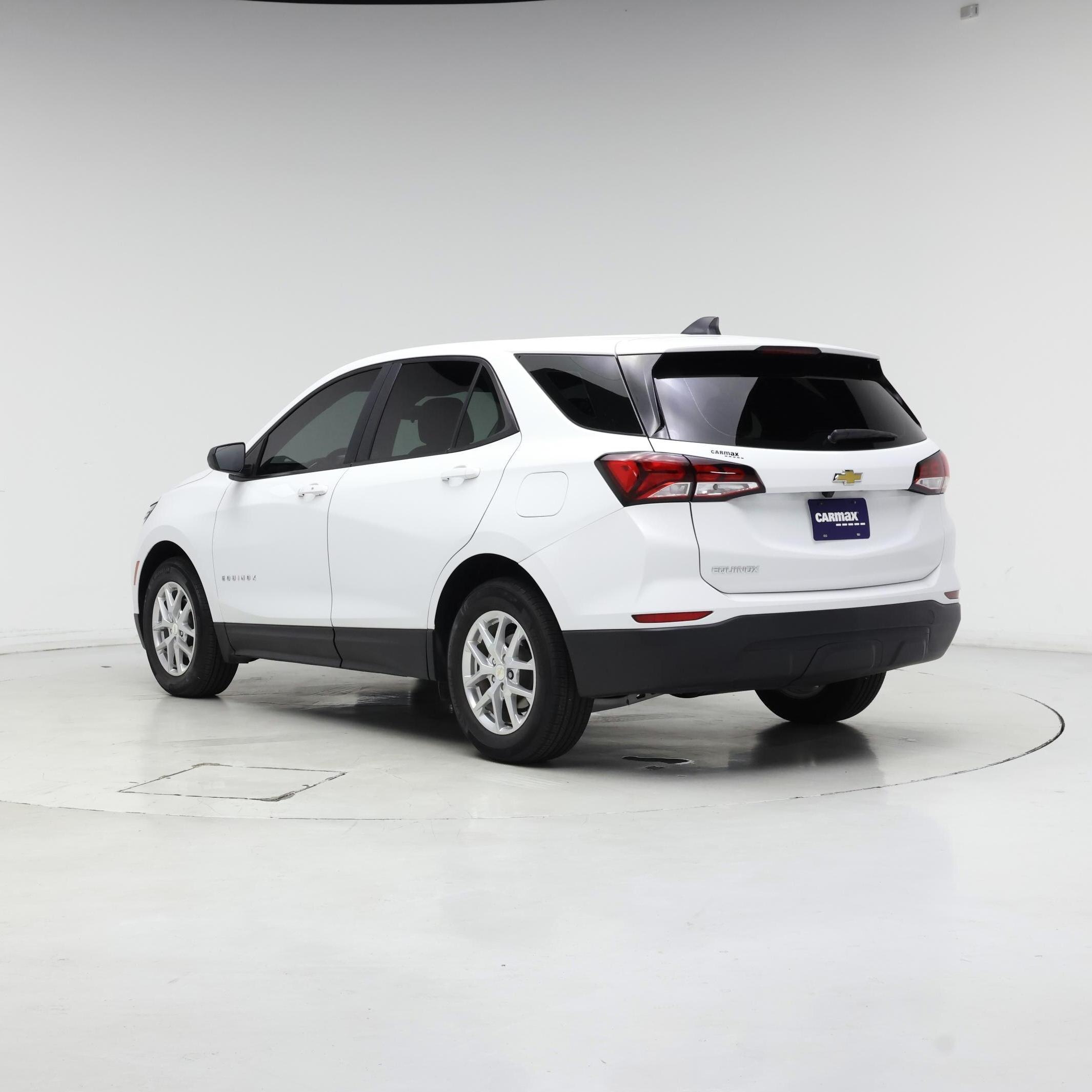 Thumbnail: 2022 Chevrolet Equinox - 2