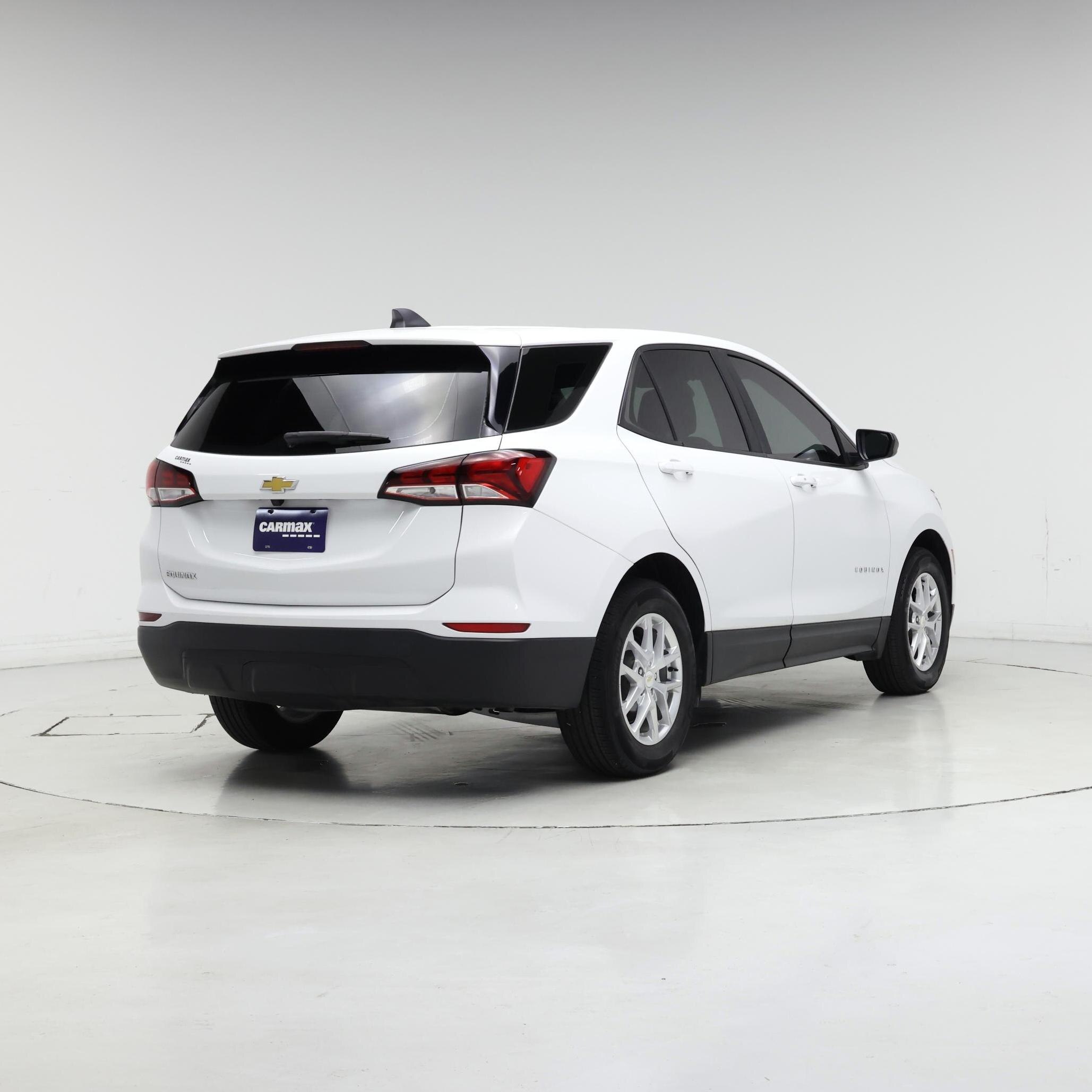 Thumbnail: 2022 Chevrolet Equinox - 8