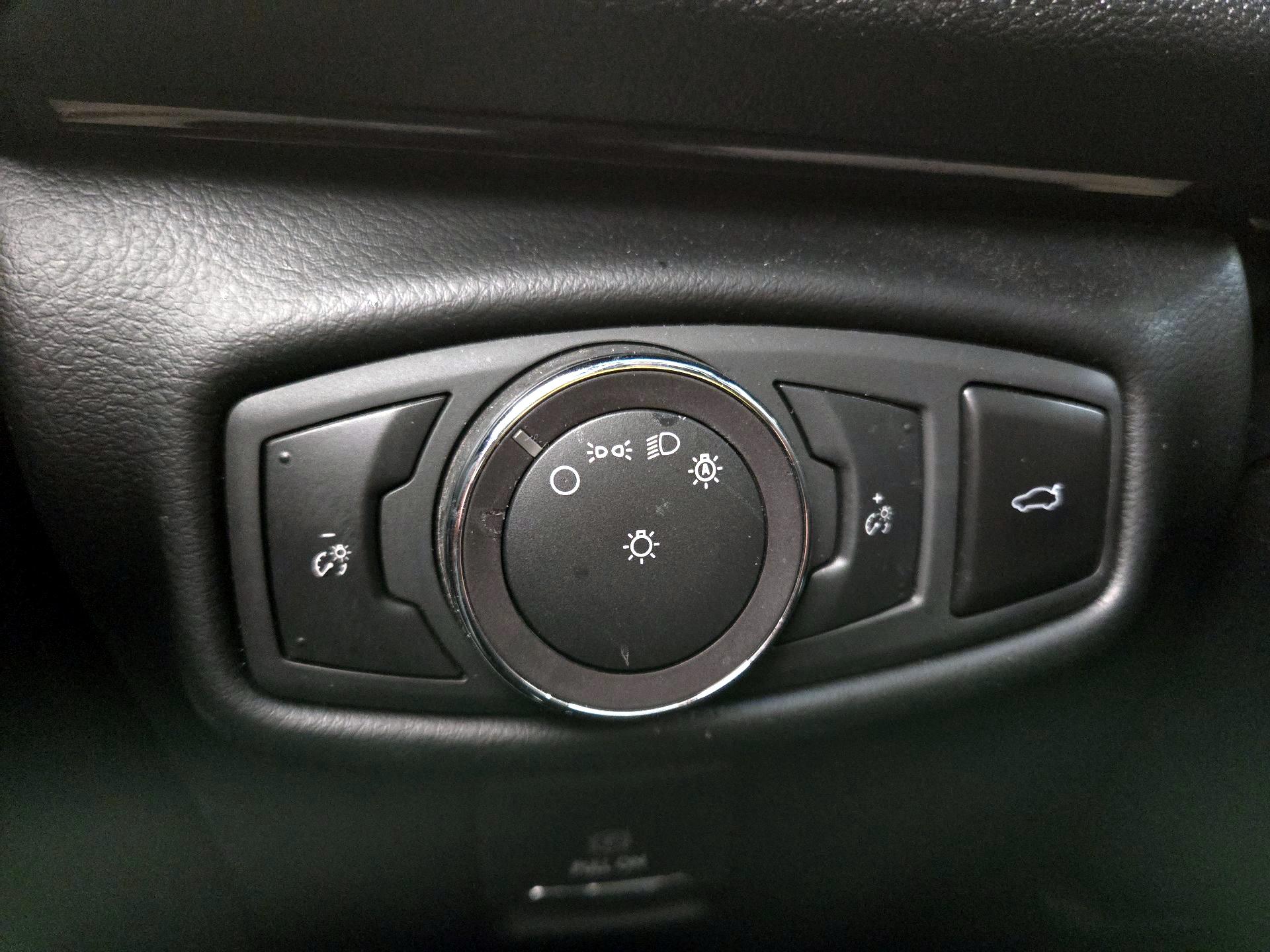 Thumbnail: 2019 Lincoln MKZ - 13