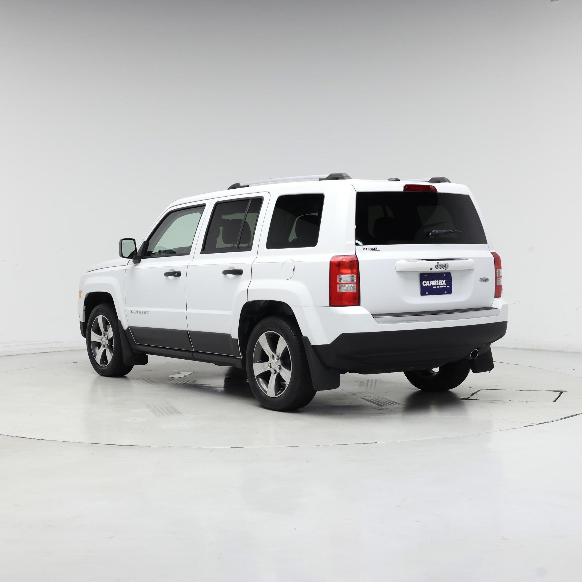 Thumbnail: 2016 Jeep Patriot - 2