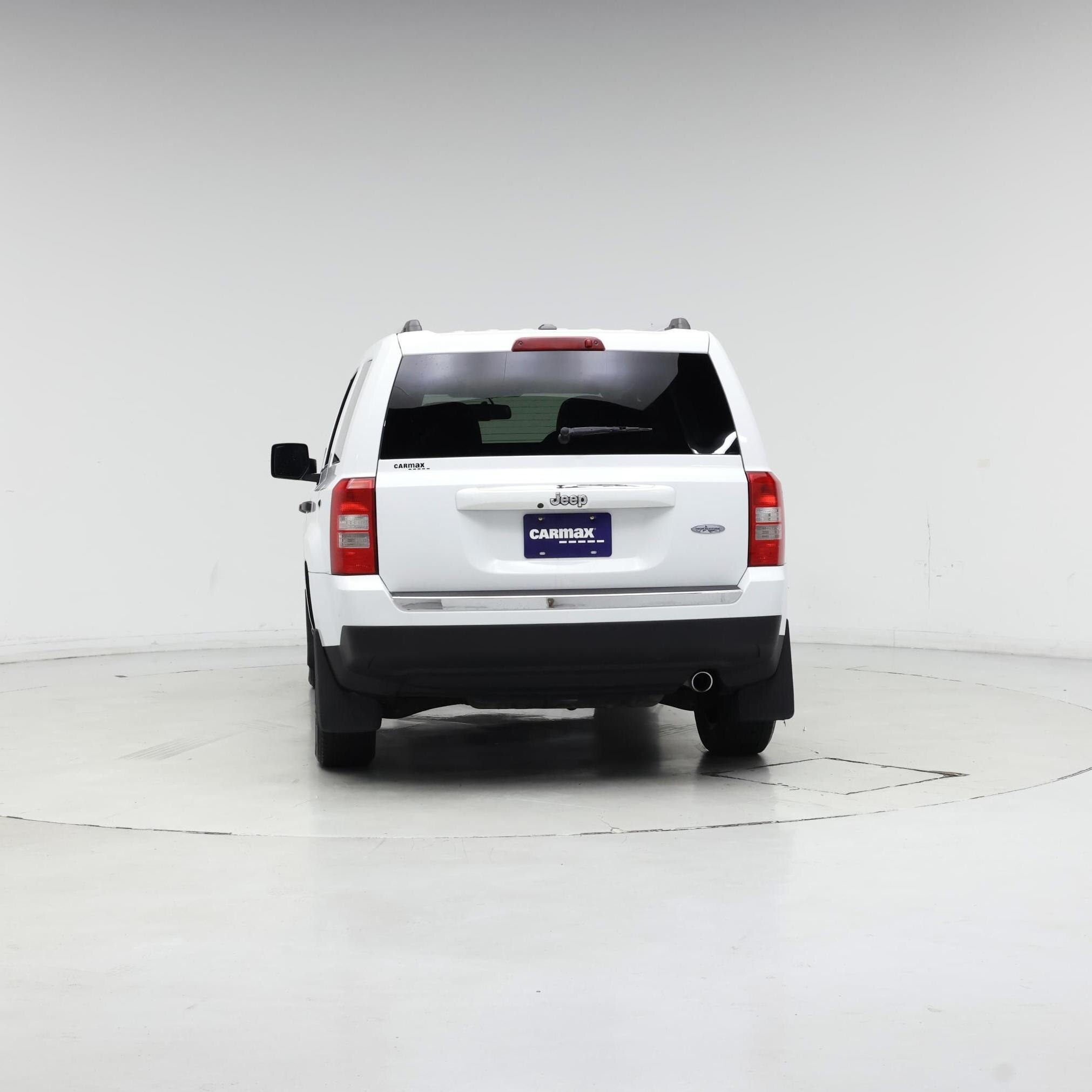 Thumbnail: 2016 Jeep Patriot - 6