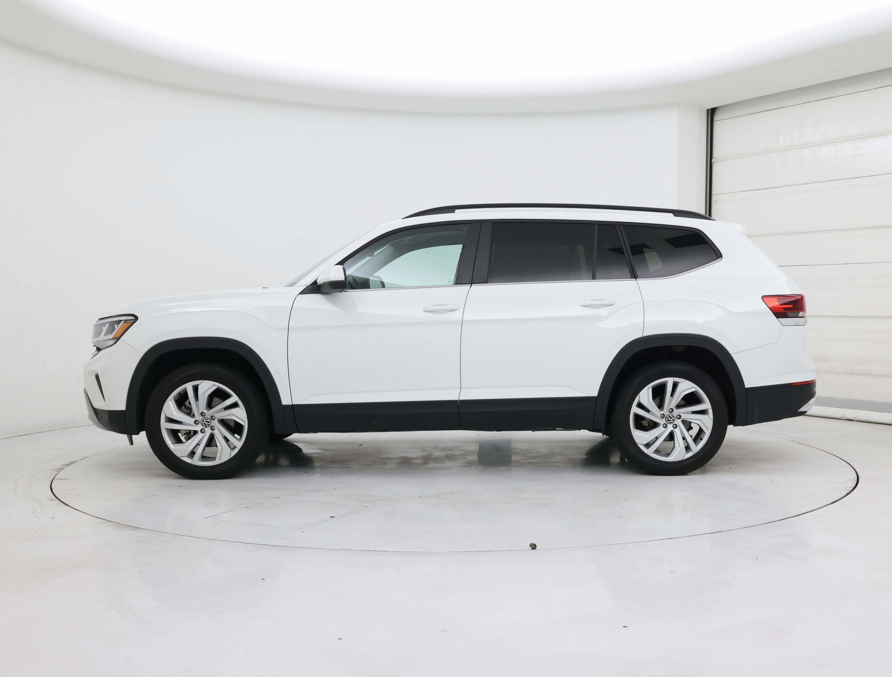 Thumbnail: 2021 Volkswagen Atlas - 3