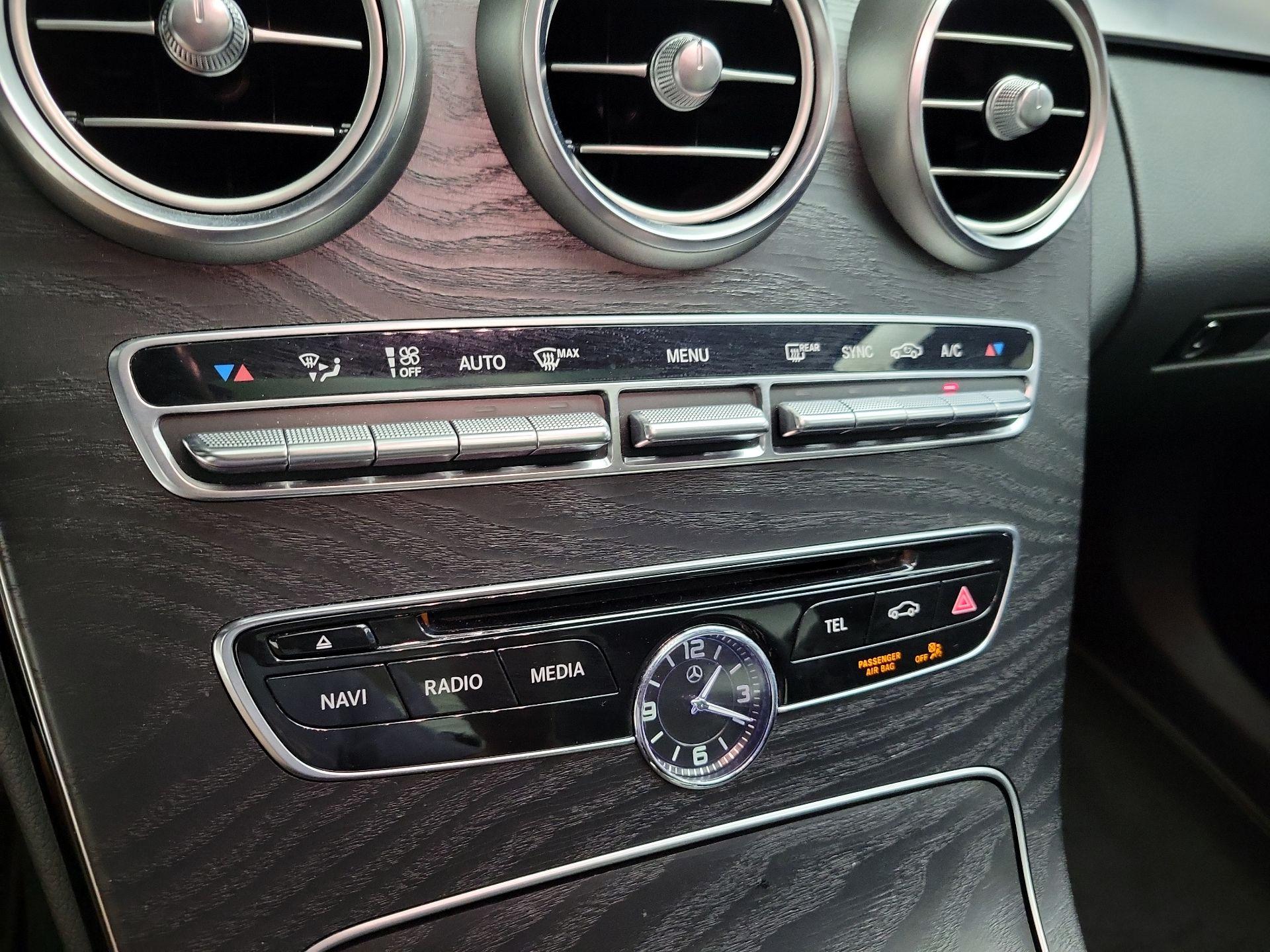 Thumbnail: 2016 Mercedes-Benz C-Class - 17