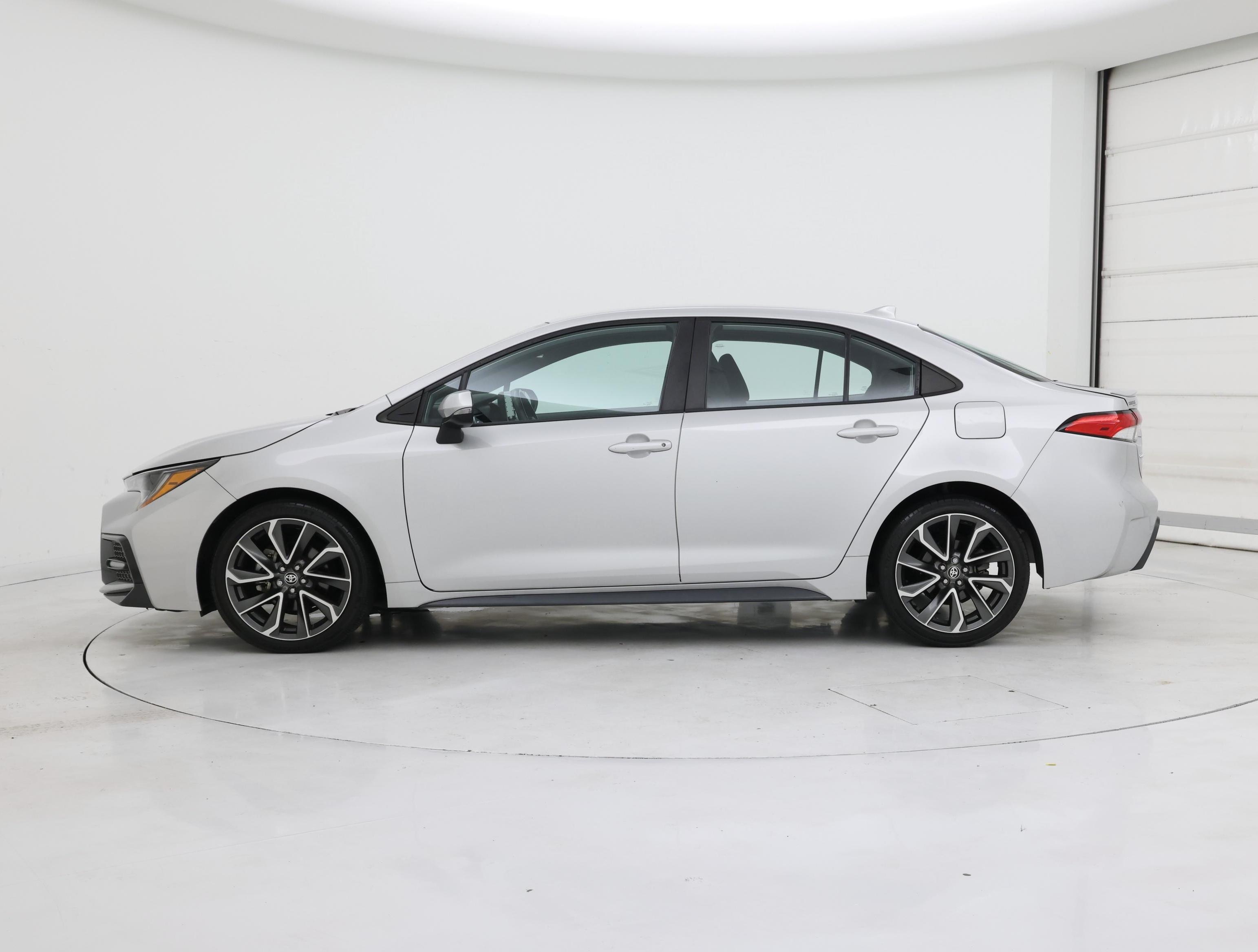 Thumbnail: 2022 Toyota Corolla - 3