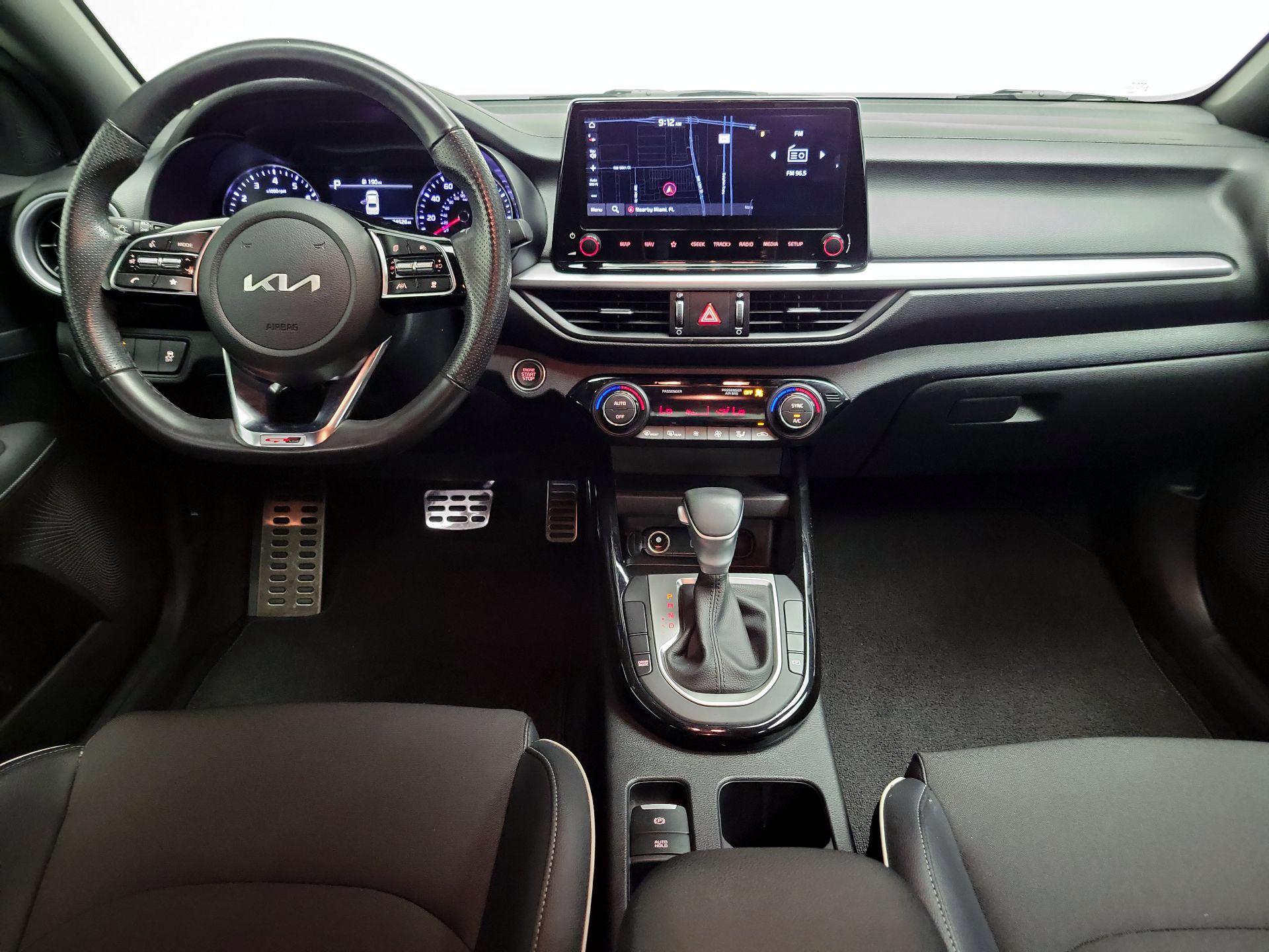 Thumbnail: 2023 Kia Forte - 9