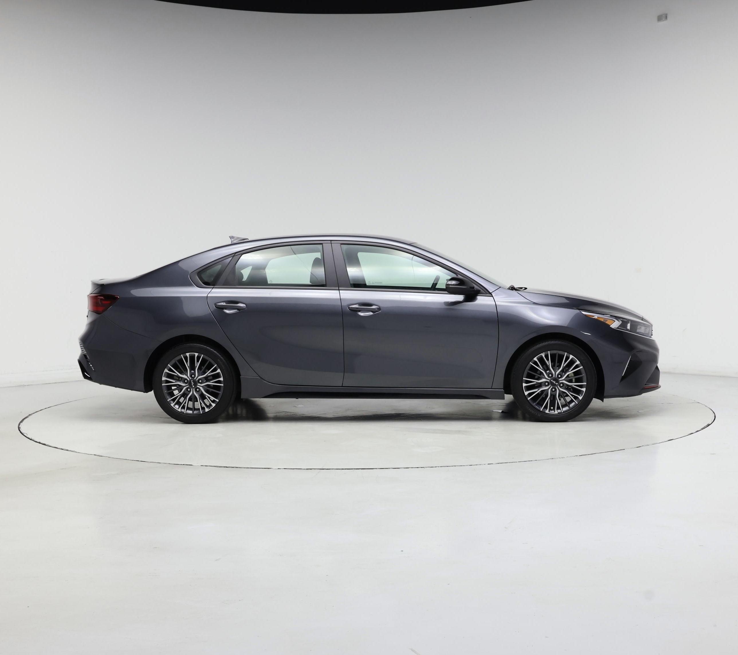 Thumbnail: 2023 Kia Forte - 7