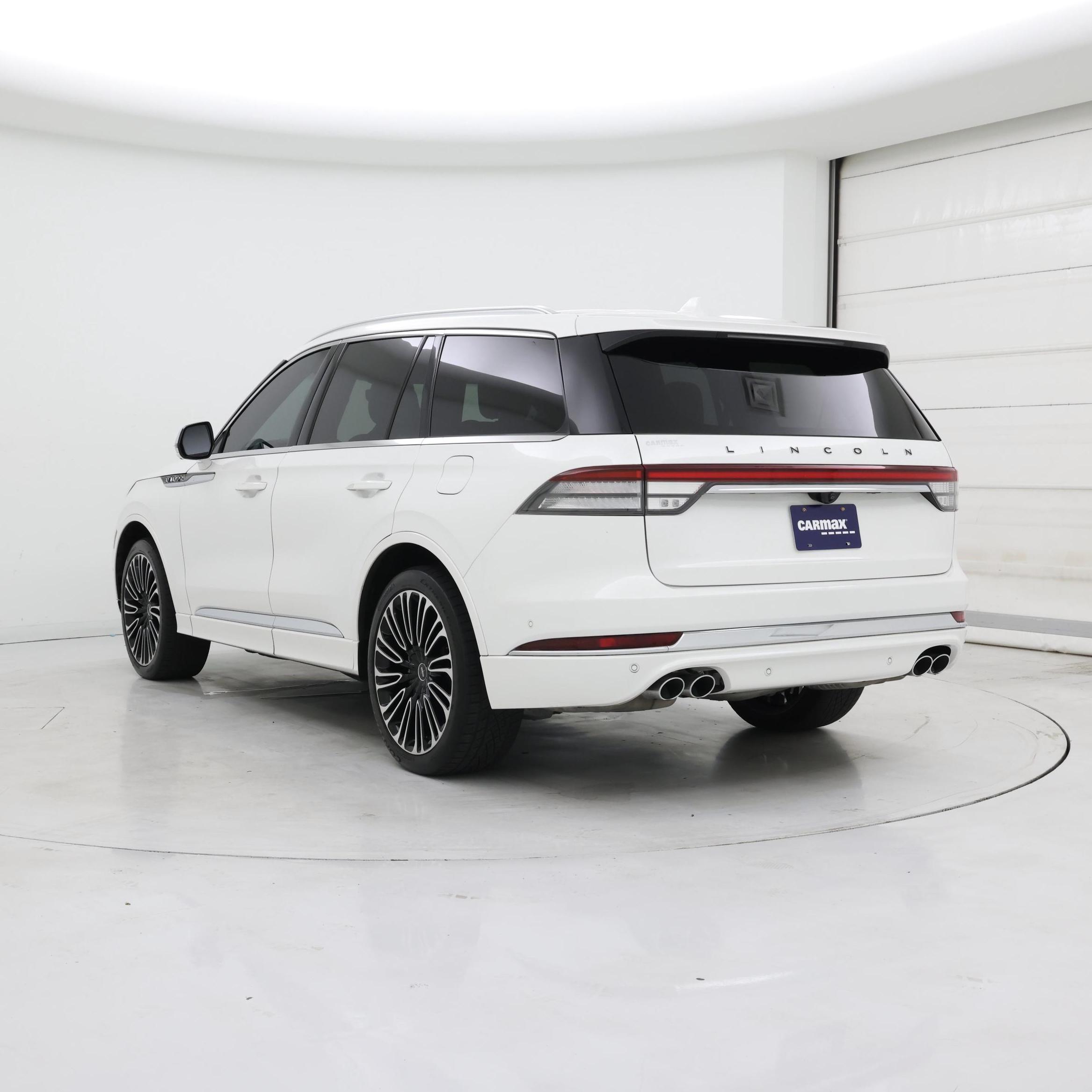 Thumbnail: 2020 Lincoln Aviator - 2