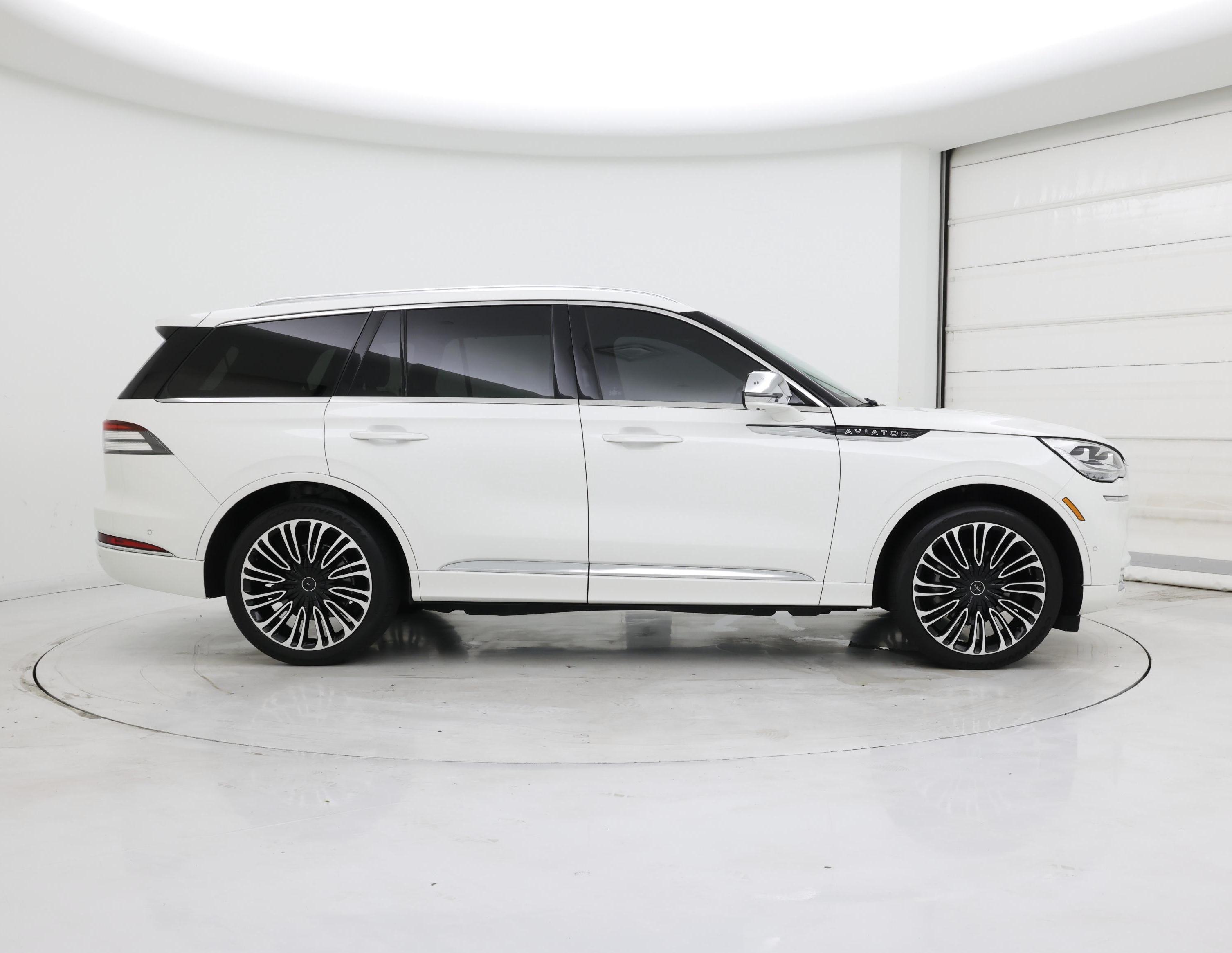 Thumbnail: 2020 Lincoln Aviator - 7