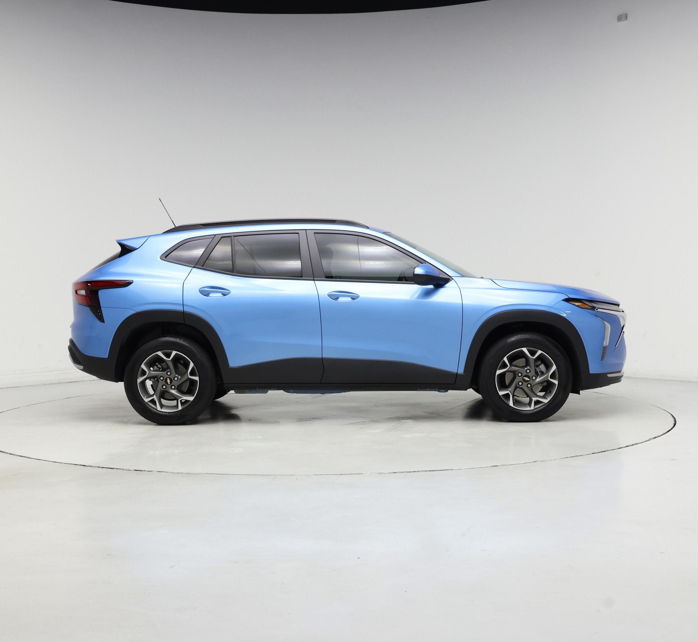 Thumbnail: 2025 Chevrolet Trax - 7