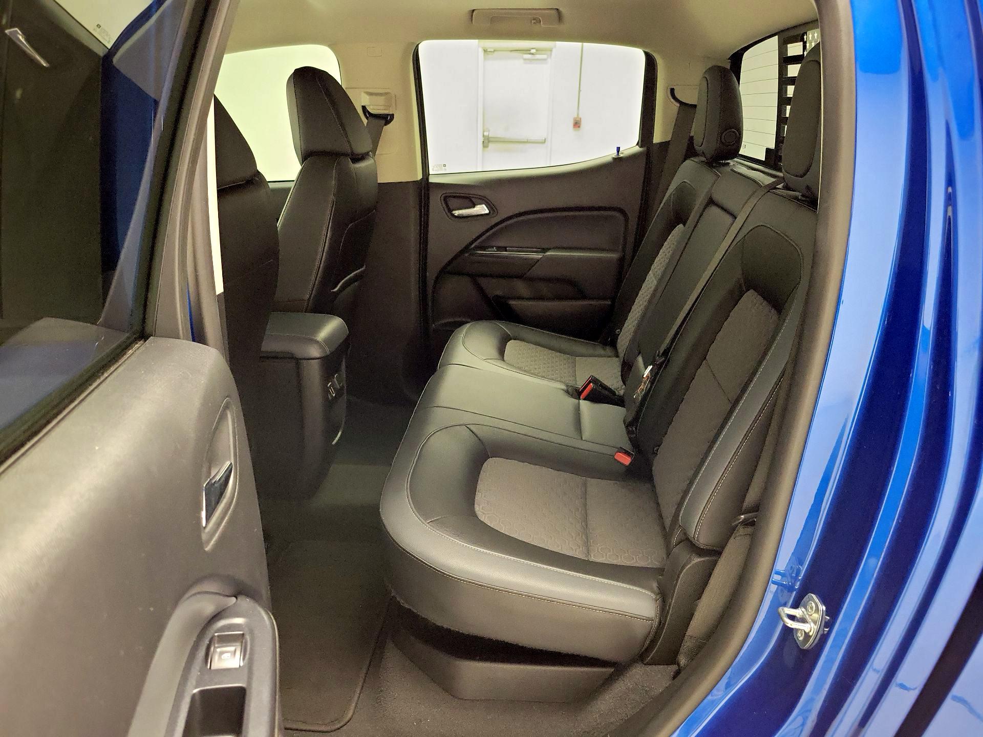 Thumbnail: 2021 Chevrolet Colorado - 19