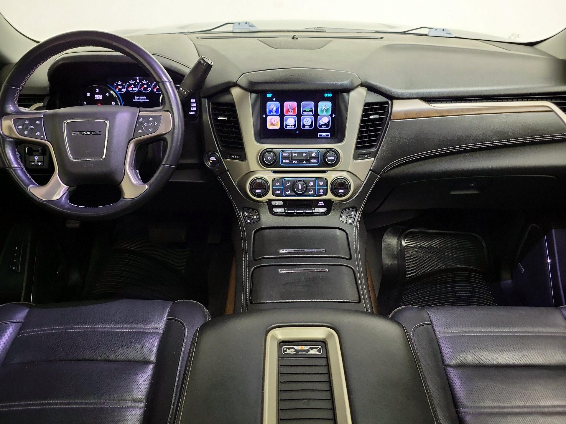 Thumbnail: 2019 GMC Yukon XL - 9