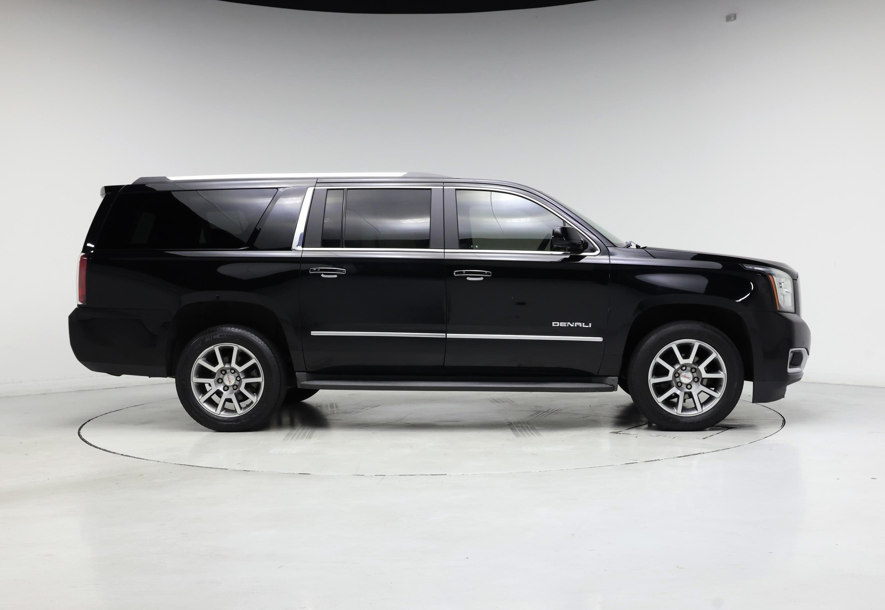 Thumbnail: 2019 GMC Yukon XL - 7