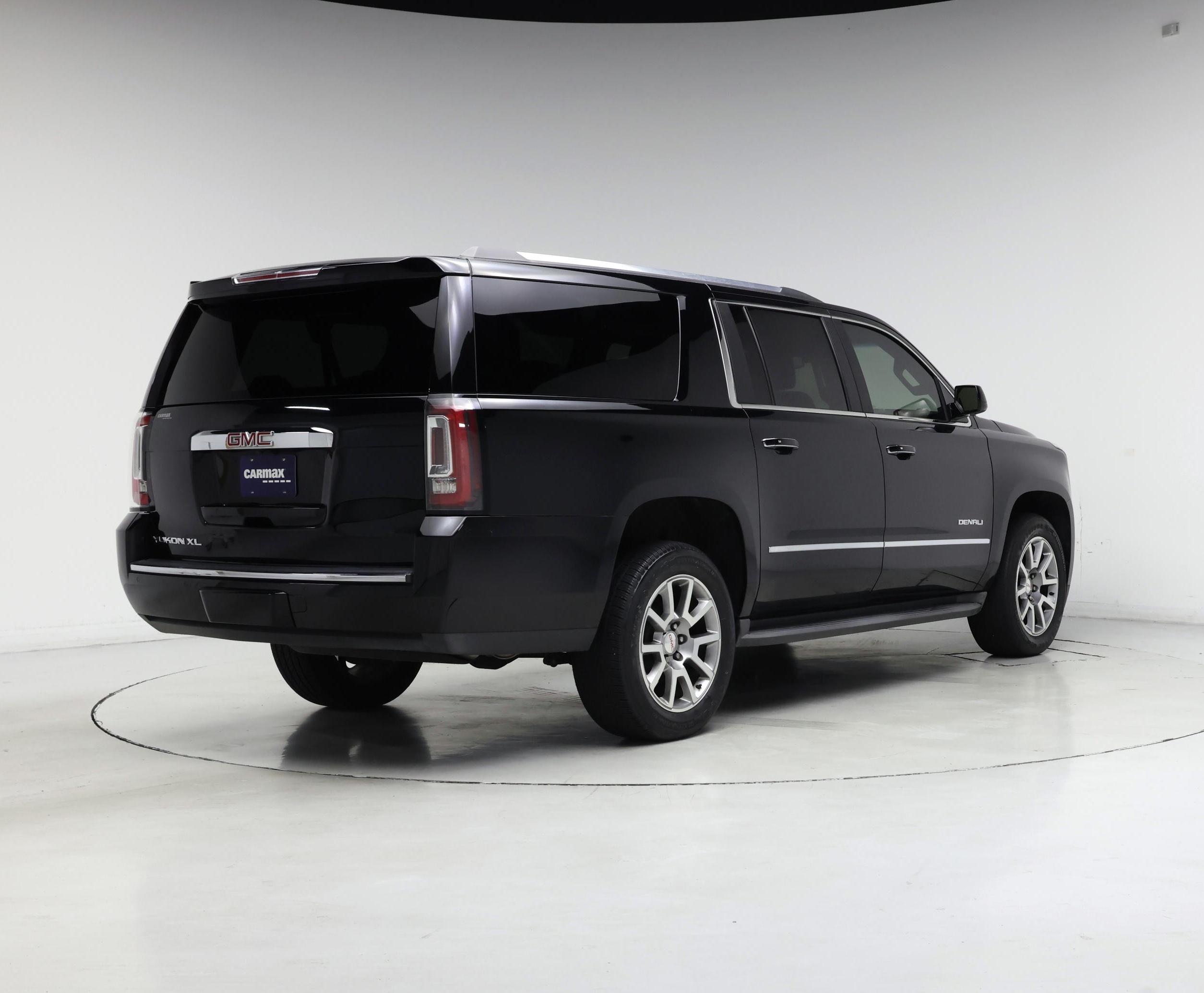 Thumbnail: 2019 GMC Yukon XL - 8