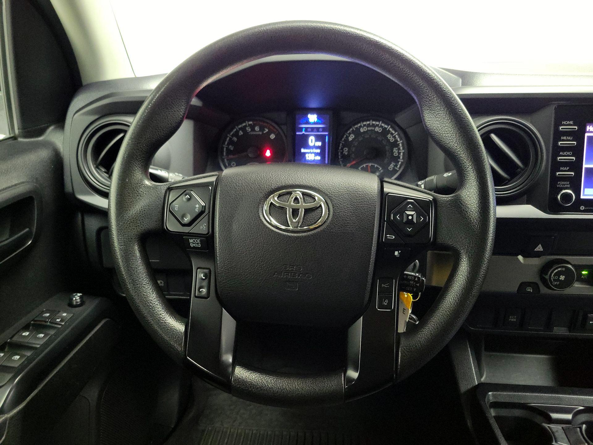 Thumbnail: 2021 Toyota Tacoma - 10