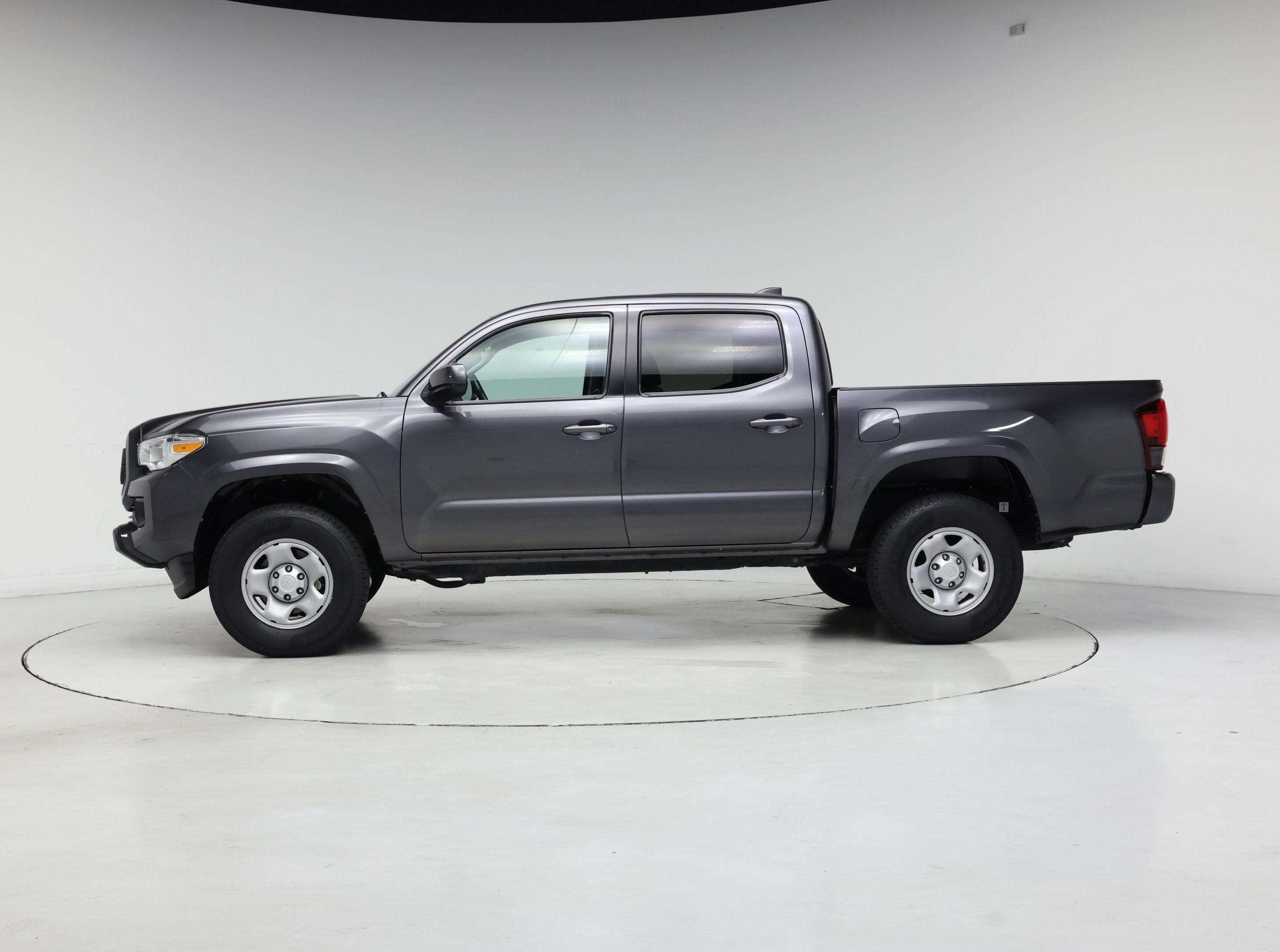 Thumbnail: 2021 Toyota Tacoma - 3