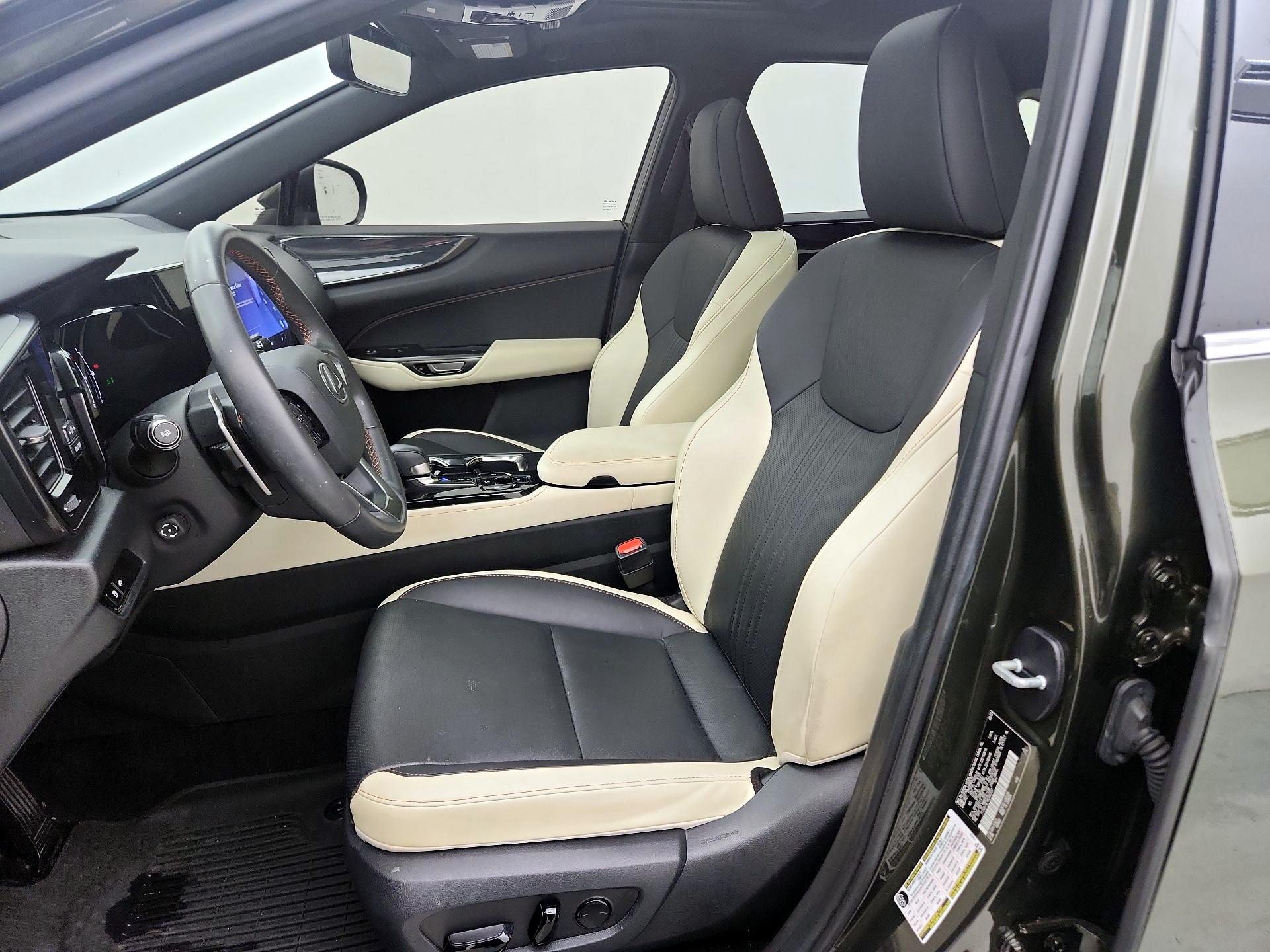 Thumbnail: 2022 Lexus NX - 11