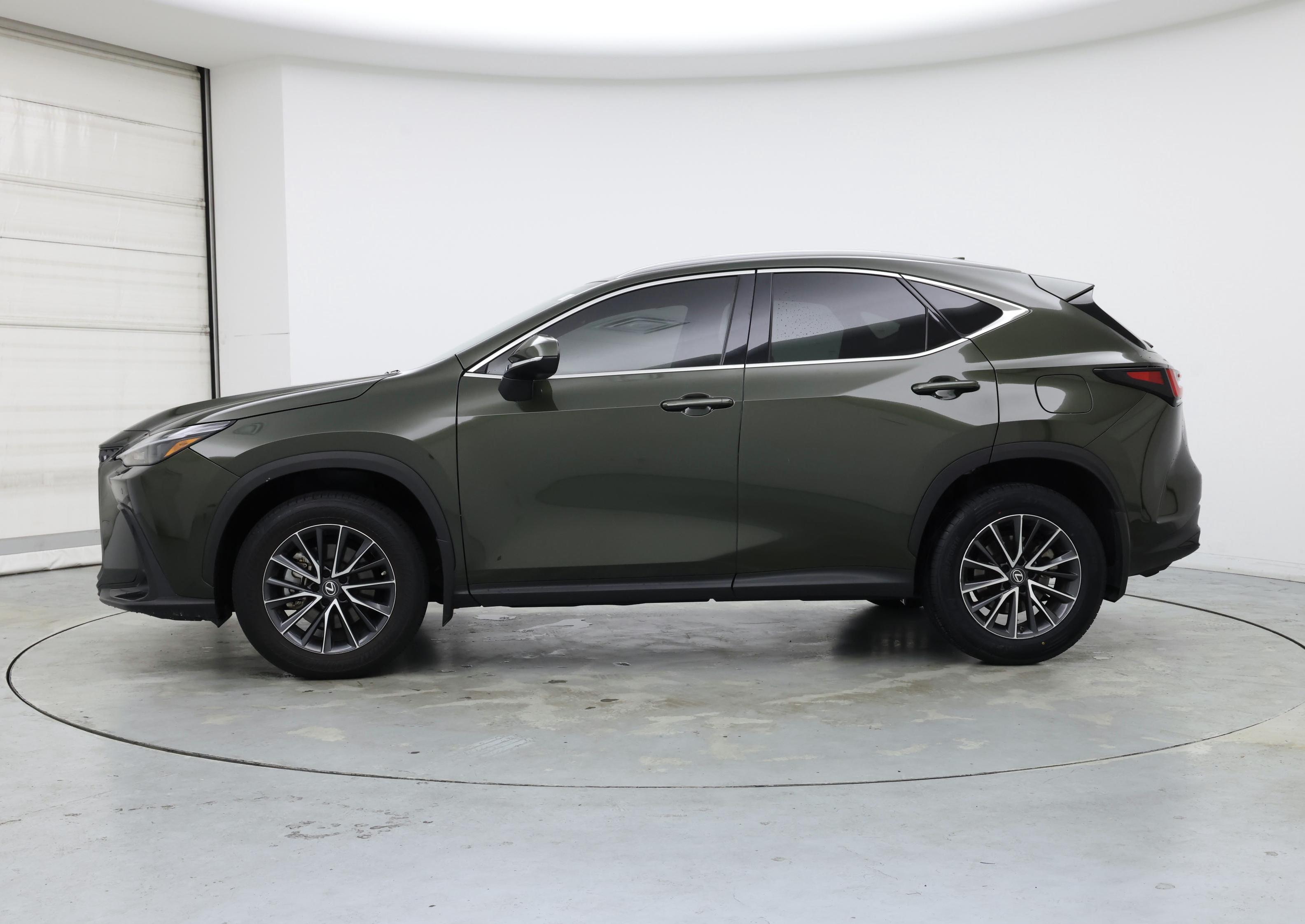 Thumbnail: 2022 Lexus NX - 3