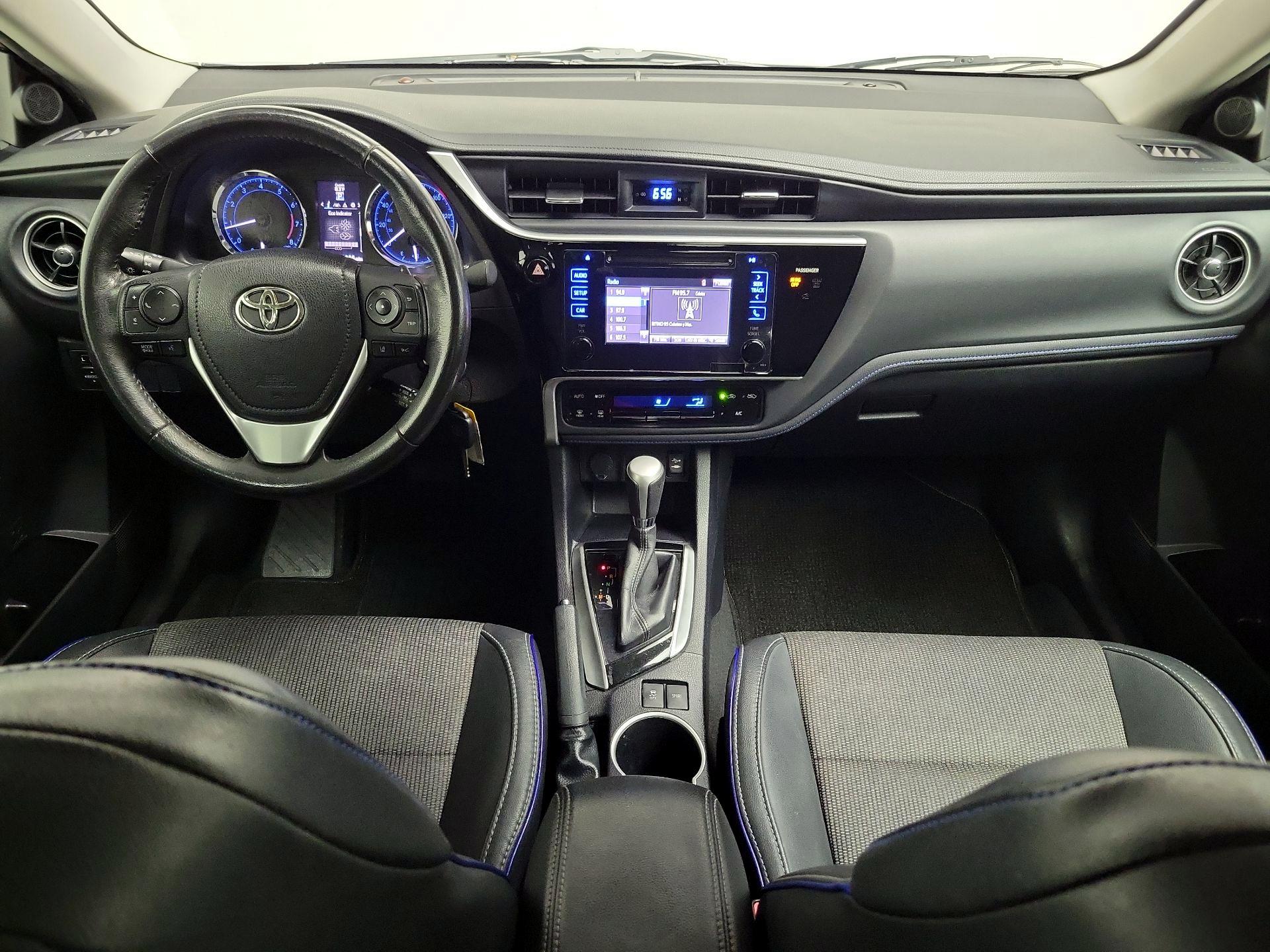 Thumbnail: 2017 Toyota Corolla - 9