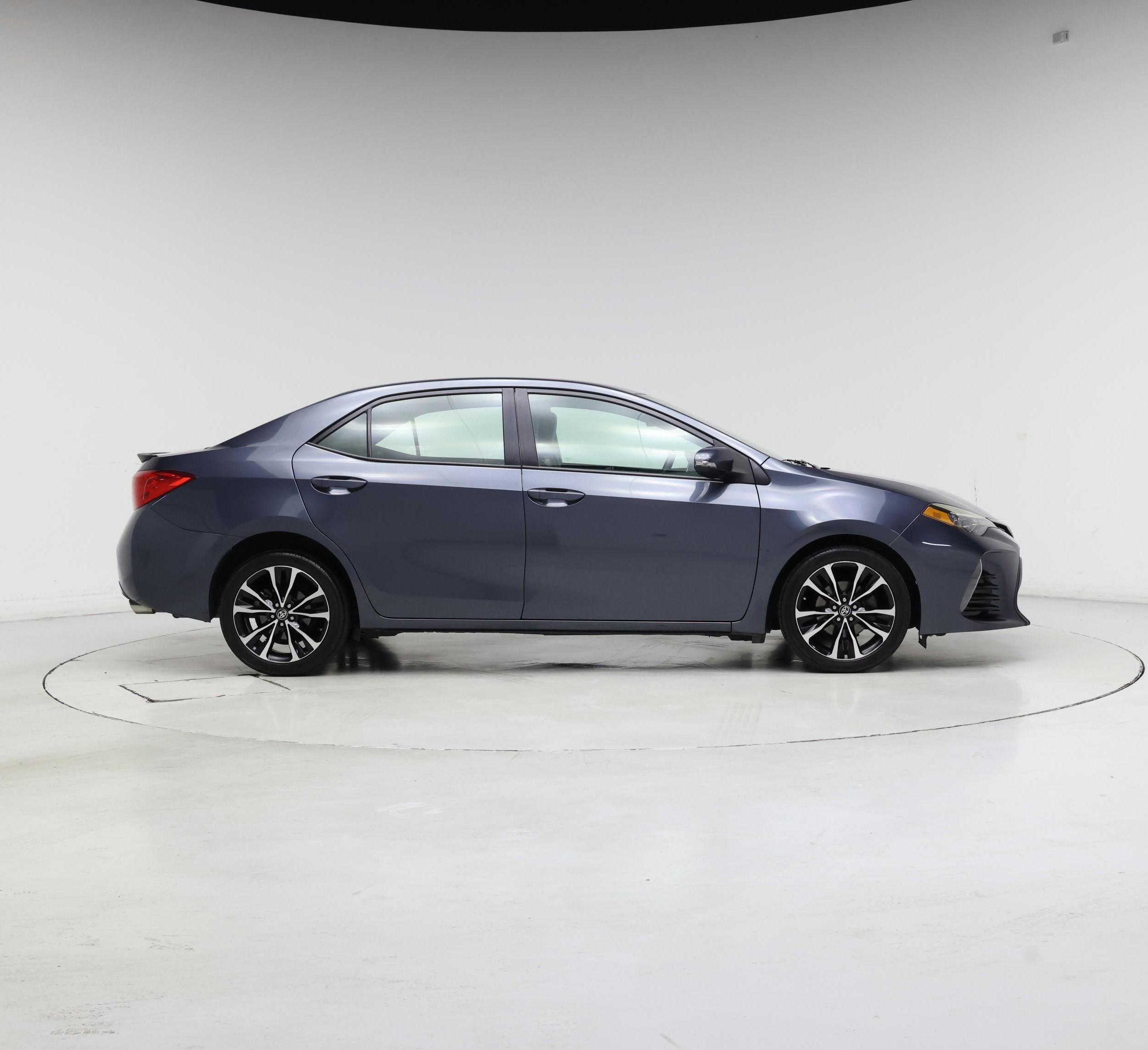 Thumbnail: 2017 Toyota Corolla - 7