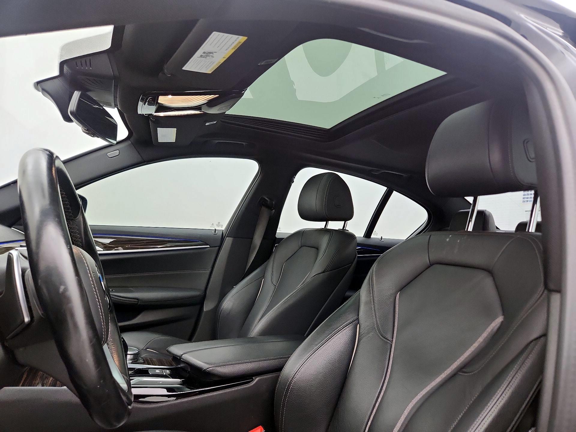 Thumbnail: 2019 BMW 5 Series - 20