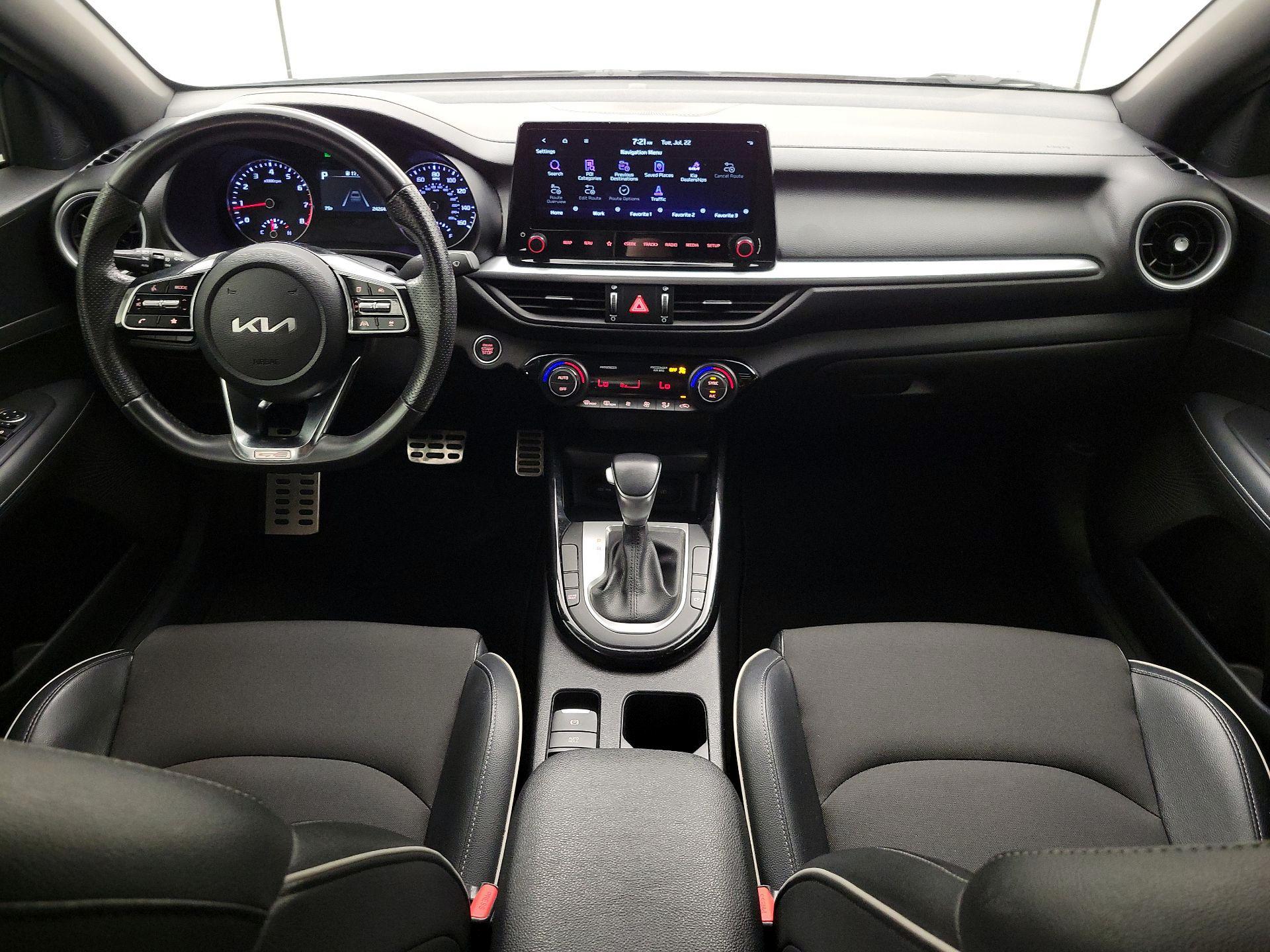 Thumbnail: 2023 Kia Forte - 9