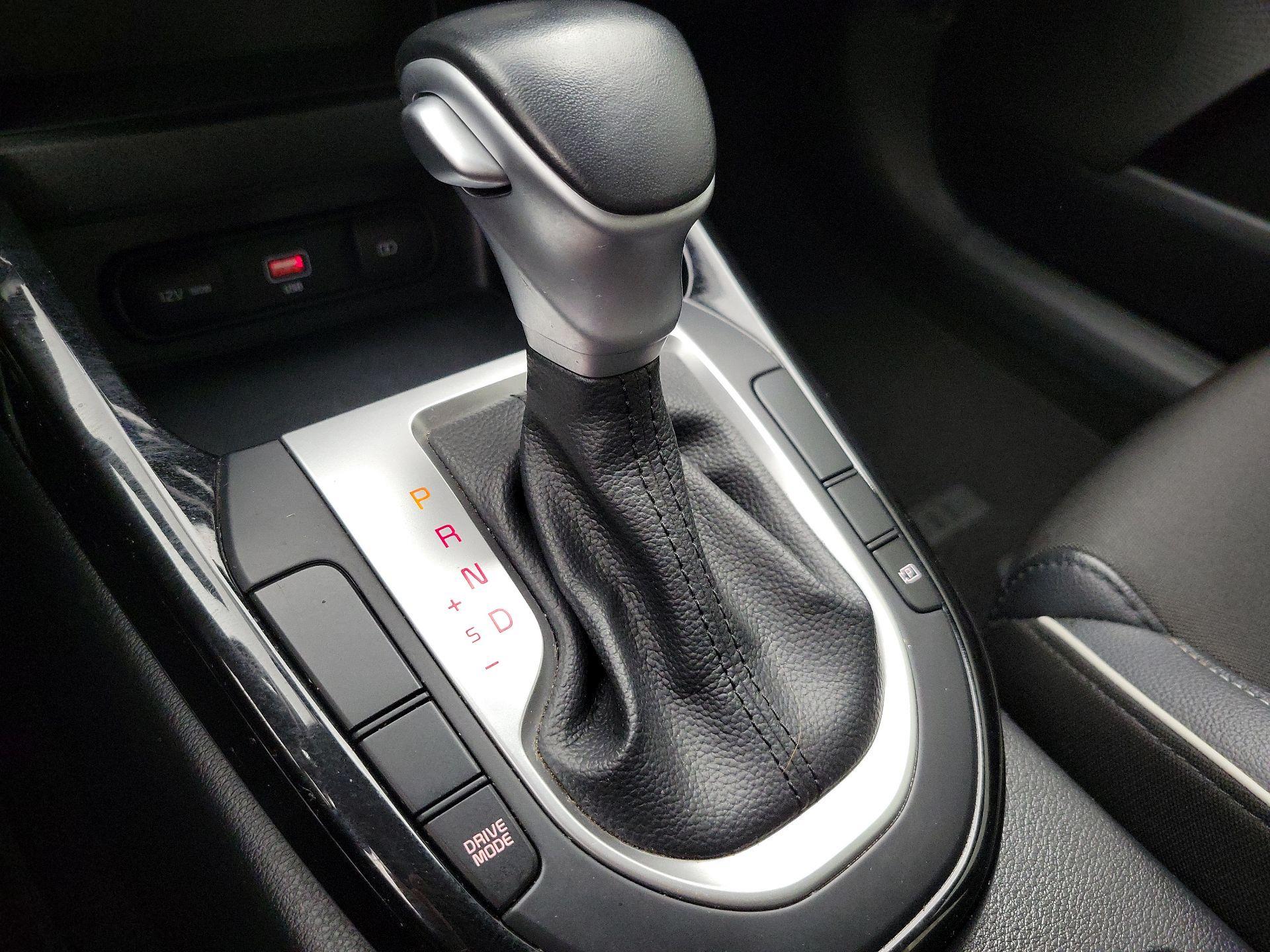 Thumbnail: 2023 Kia Forte - 18