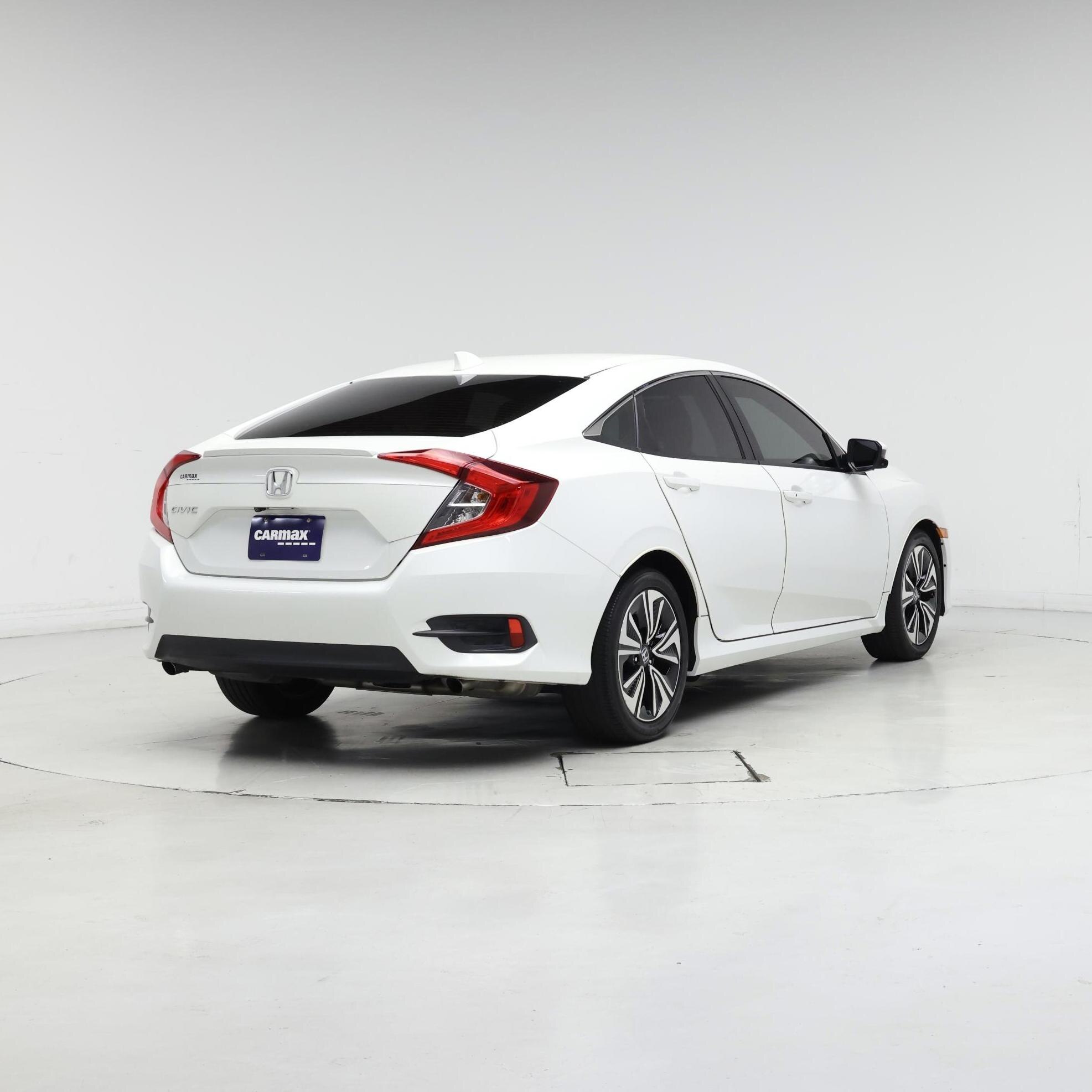 Thumbnail: 2017 Honda Civic - 8