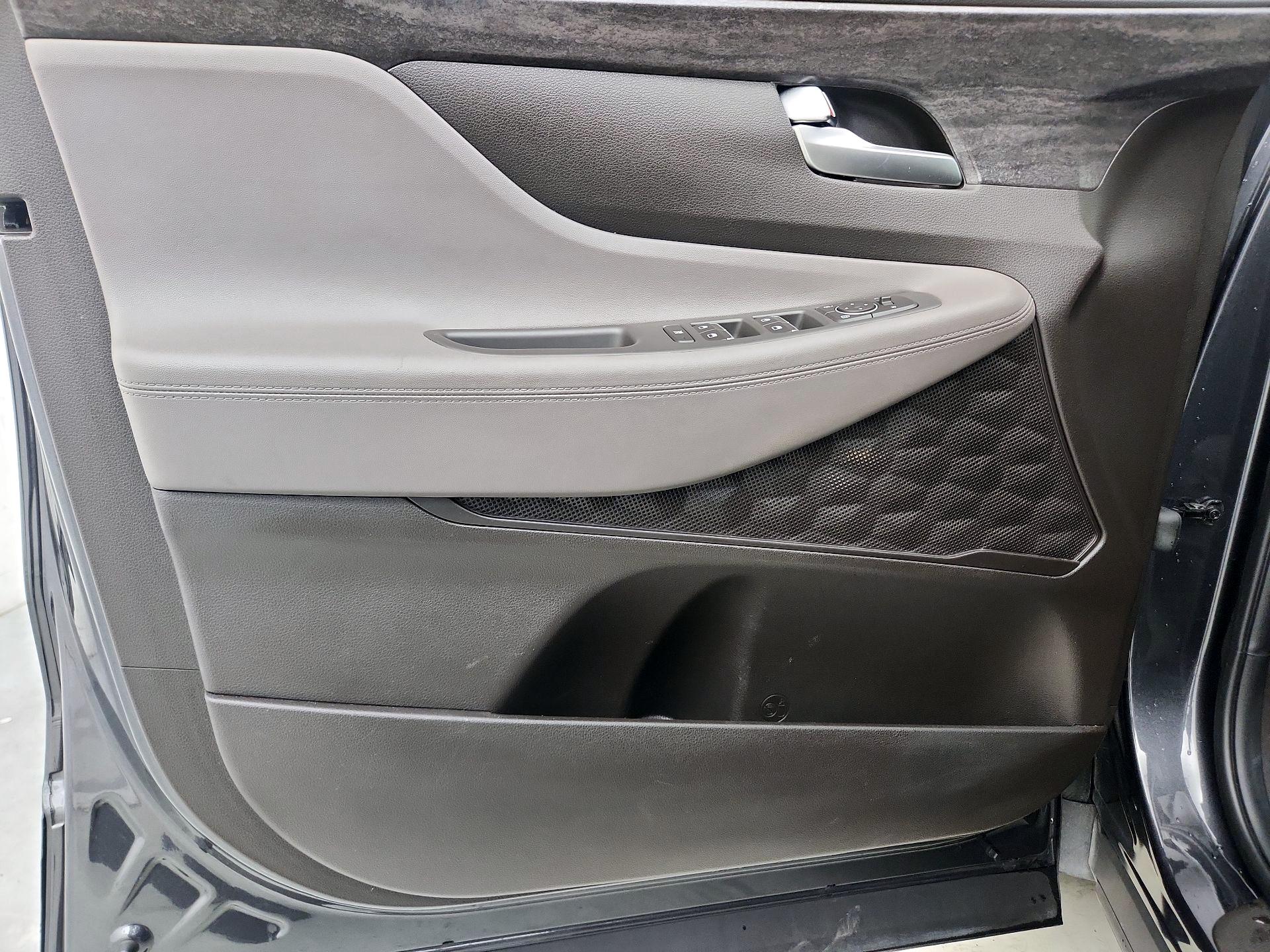 Thumbnail: 2020 Hyundai Santa Fe - 12