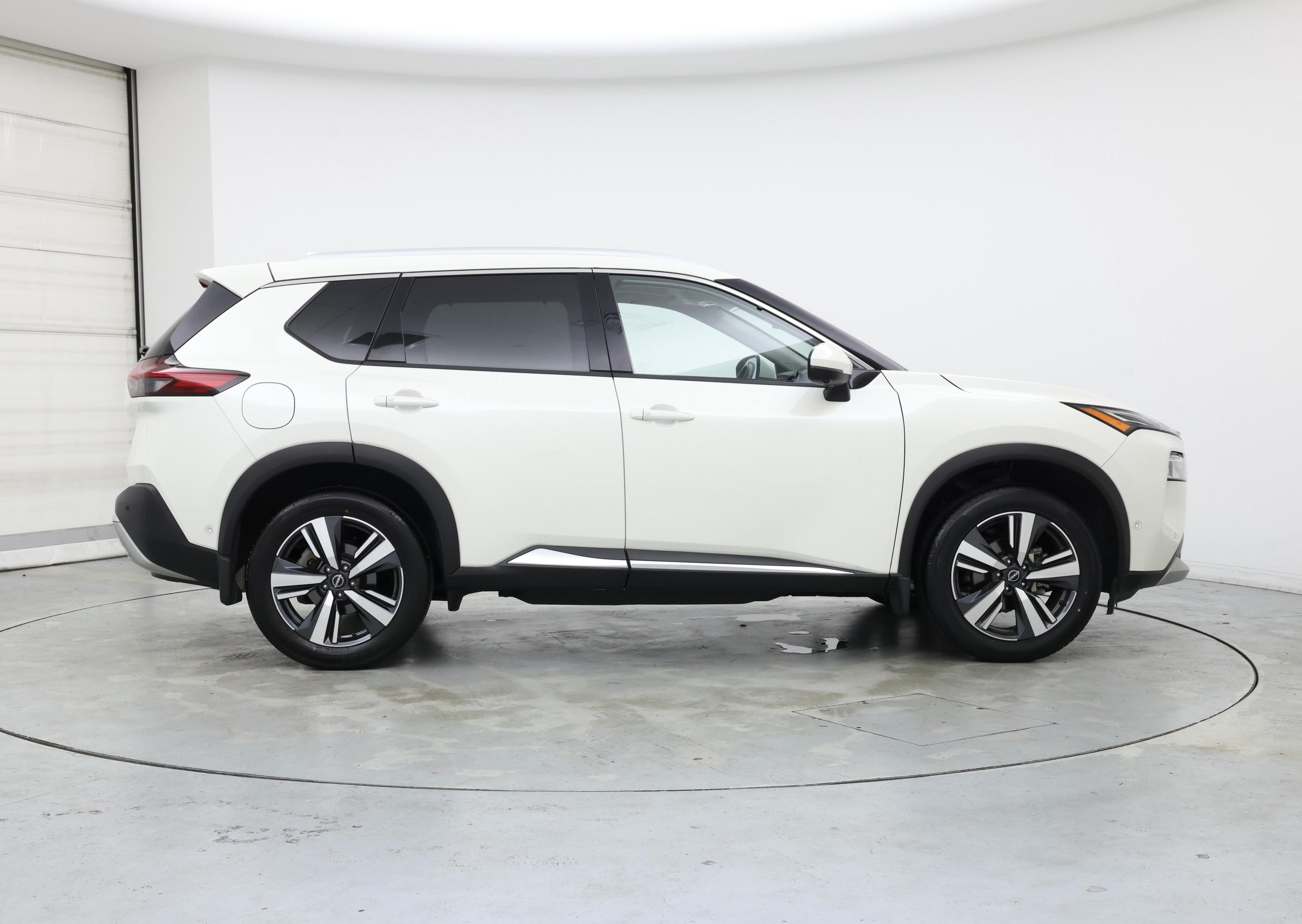 Thumbnail: 2022 Nissan Rogue - 7