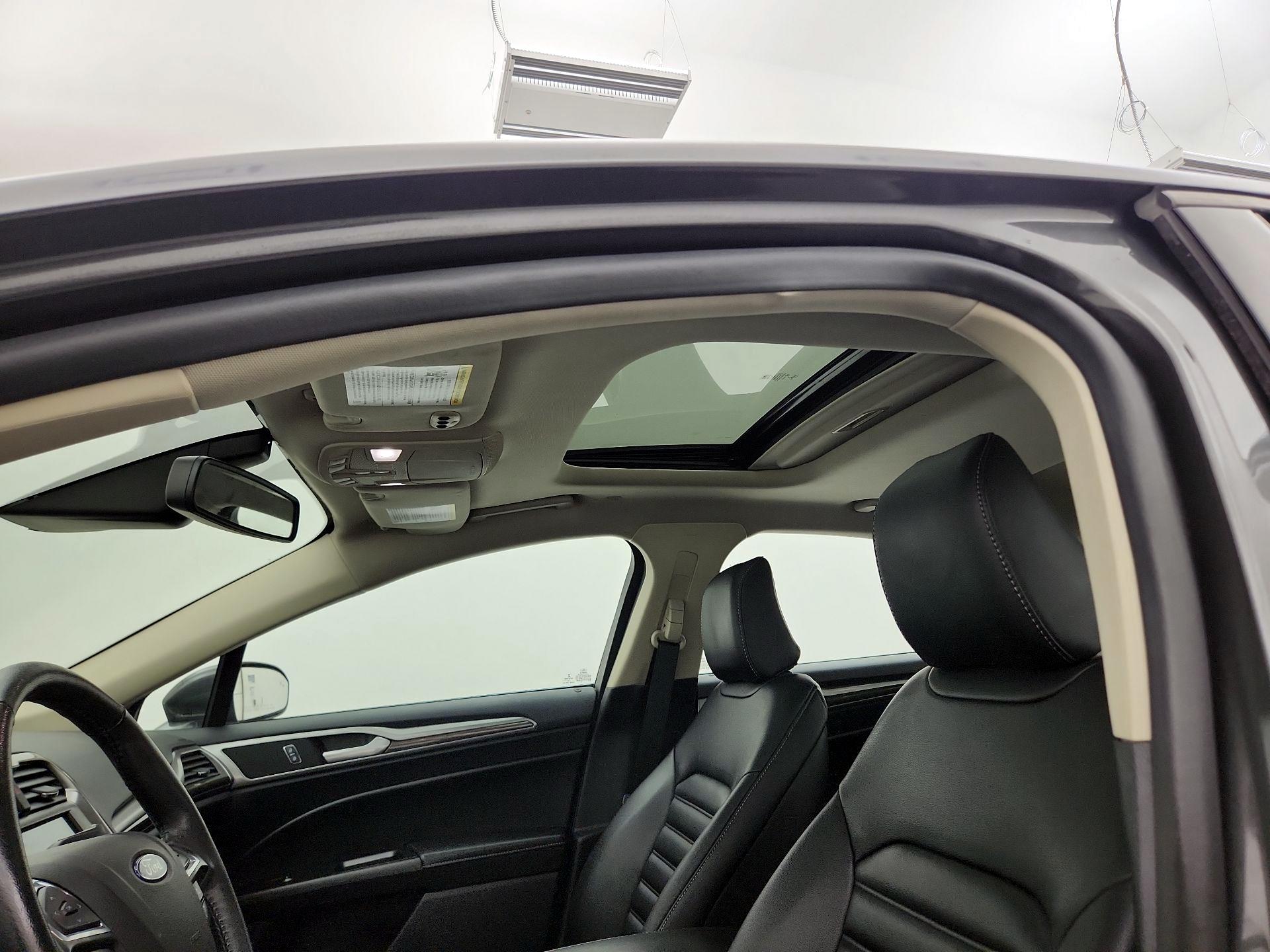 Thumbnail: 2020 Ford Fusion - 19