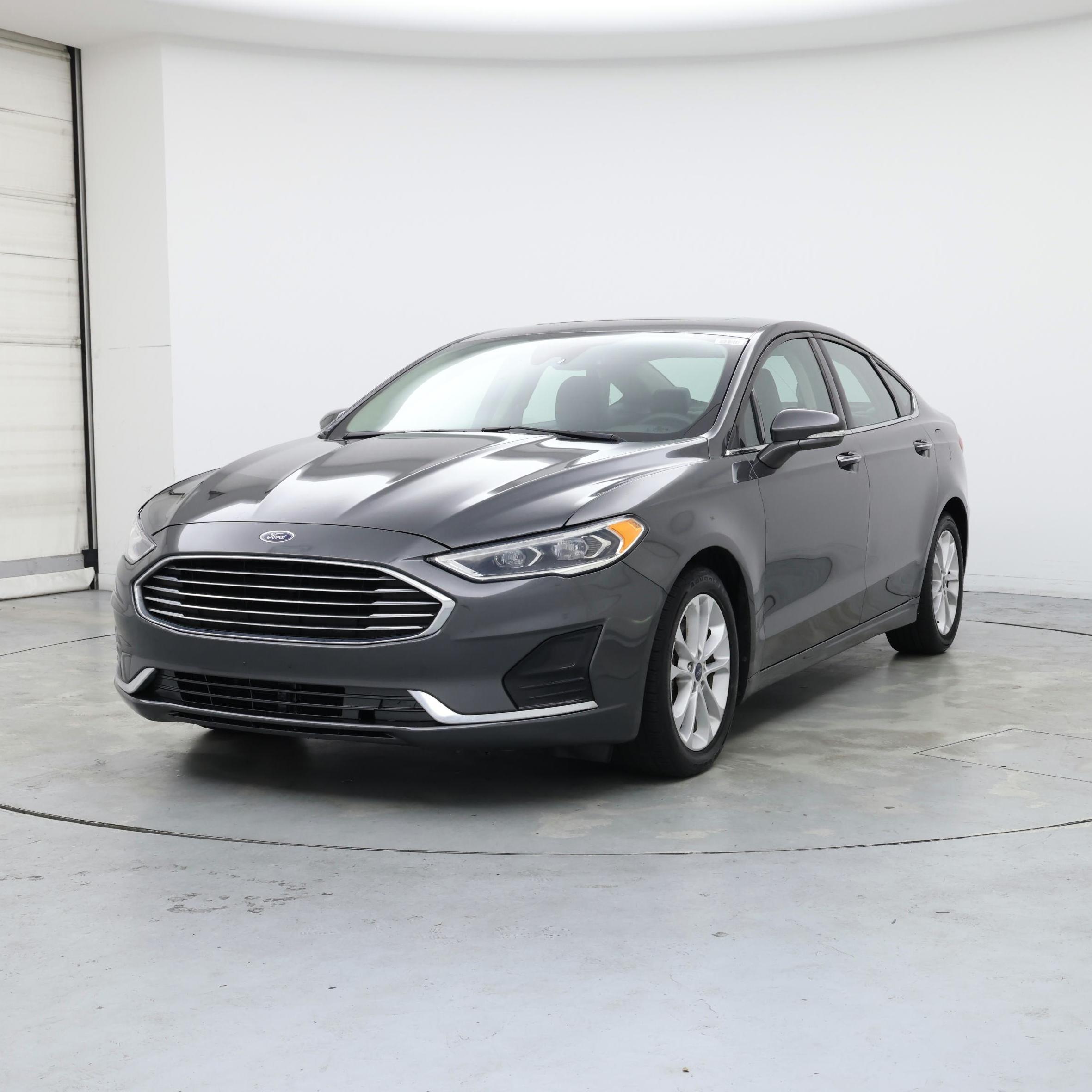 Thumbnail: 2020 Ford Fusion - 4