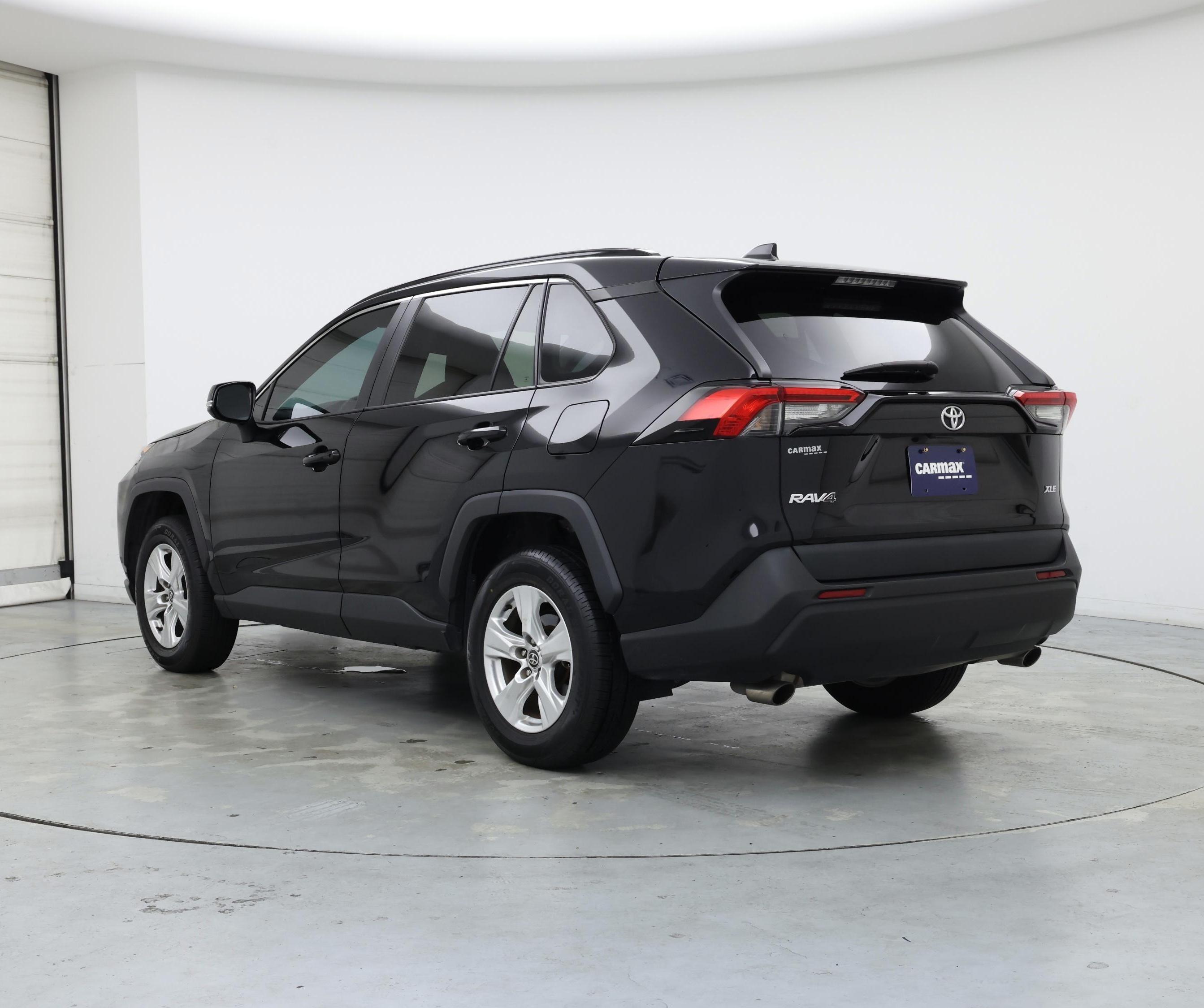Thumbnail: 2021 Toyota RAV4 - 2