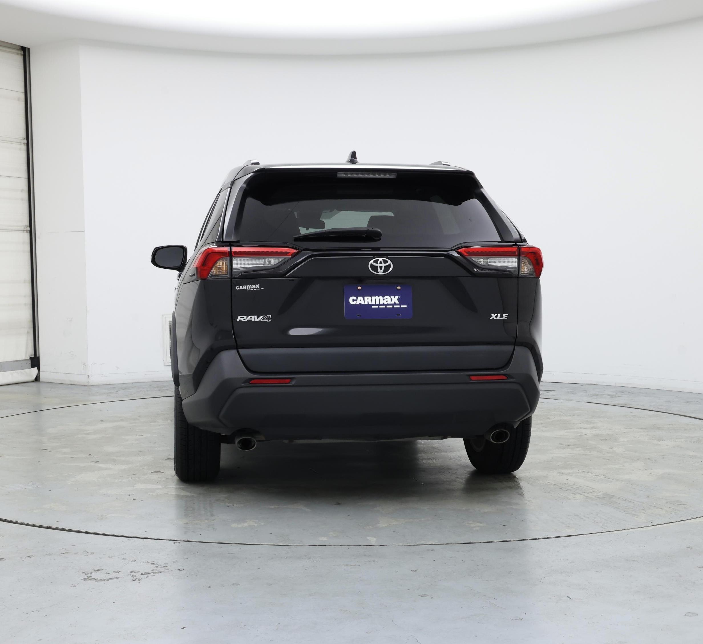 Thumbnail: 2021 Toyota RAV4 - 6