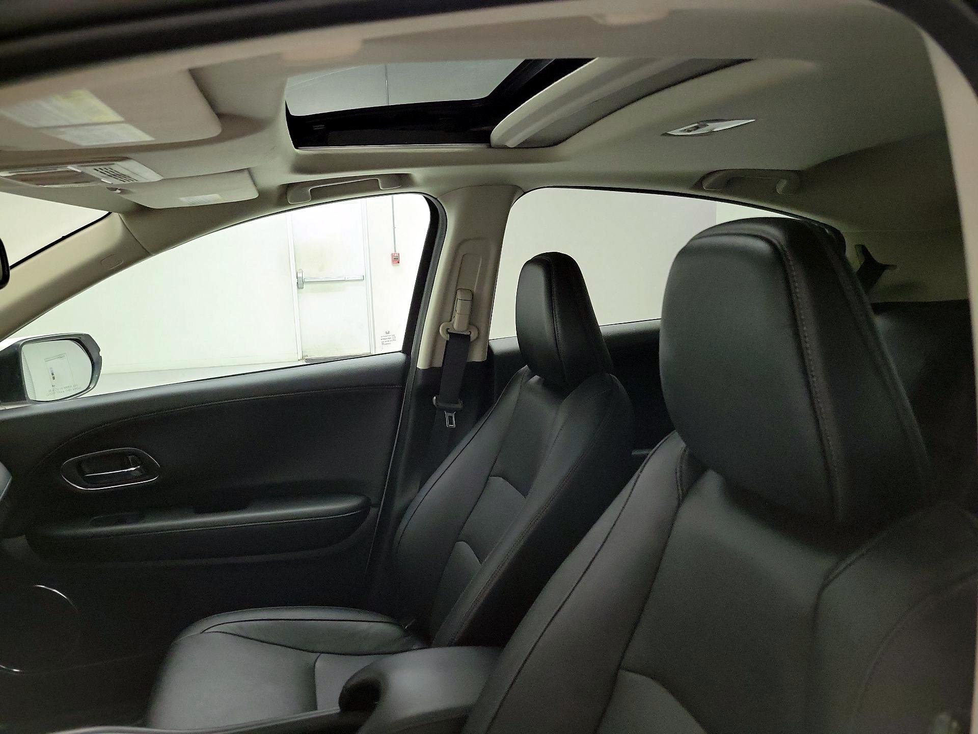 Thumbnail: 2020 Honda HR-V - 20