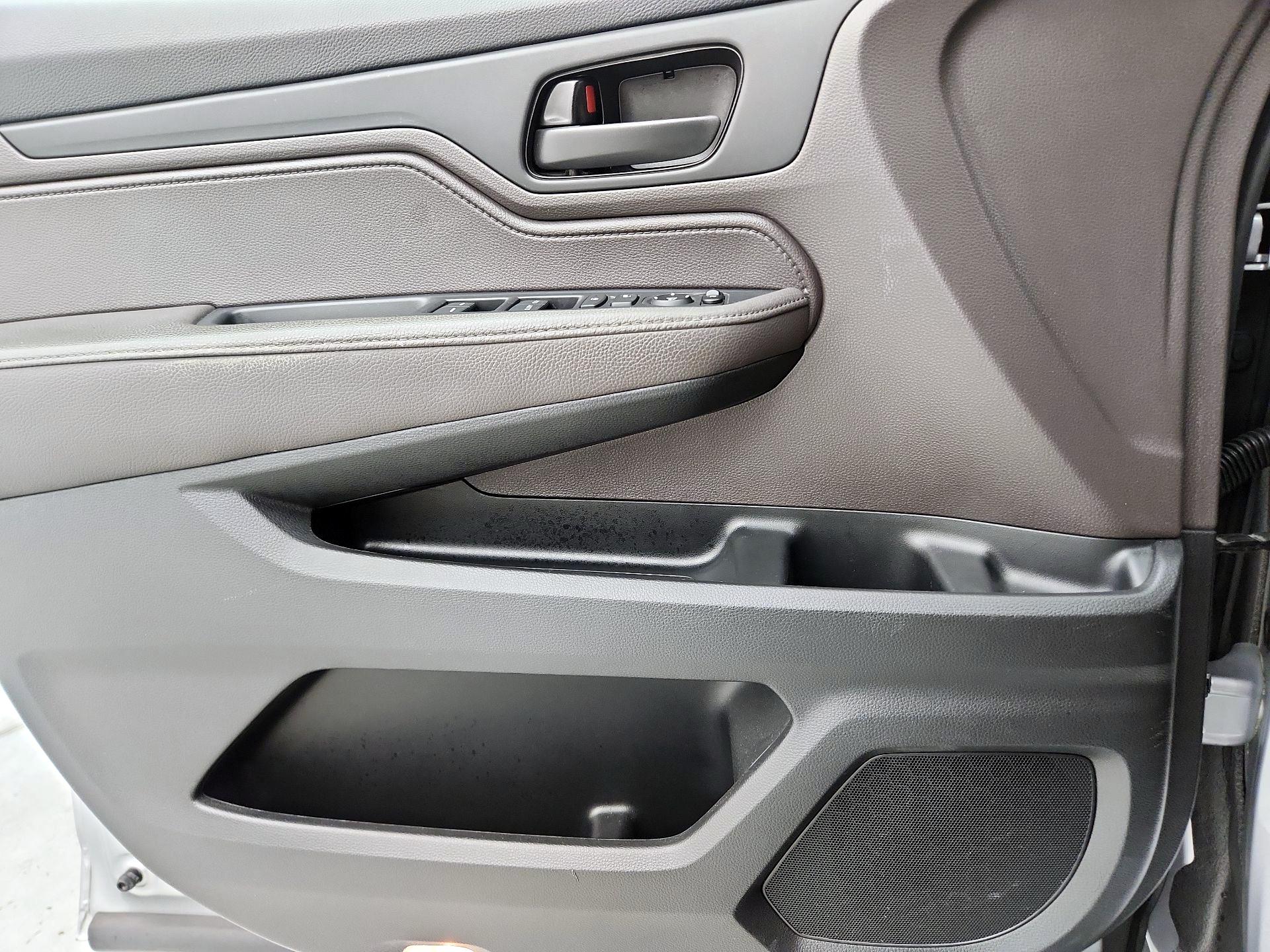 Thumbnail: 2020 Honda Odyssey - 12