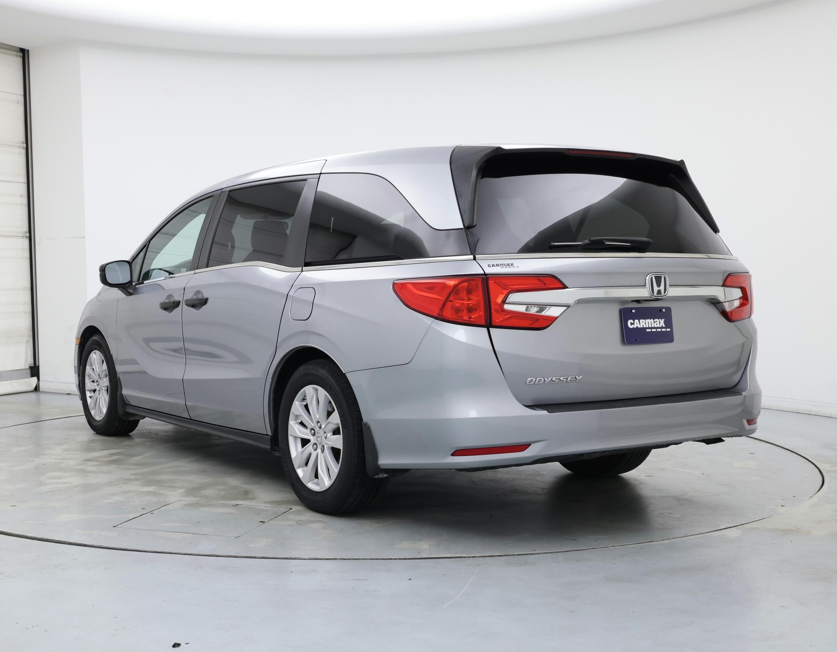 Thumbnail: 2020 Honda Odyssey - 2