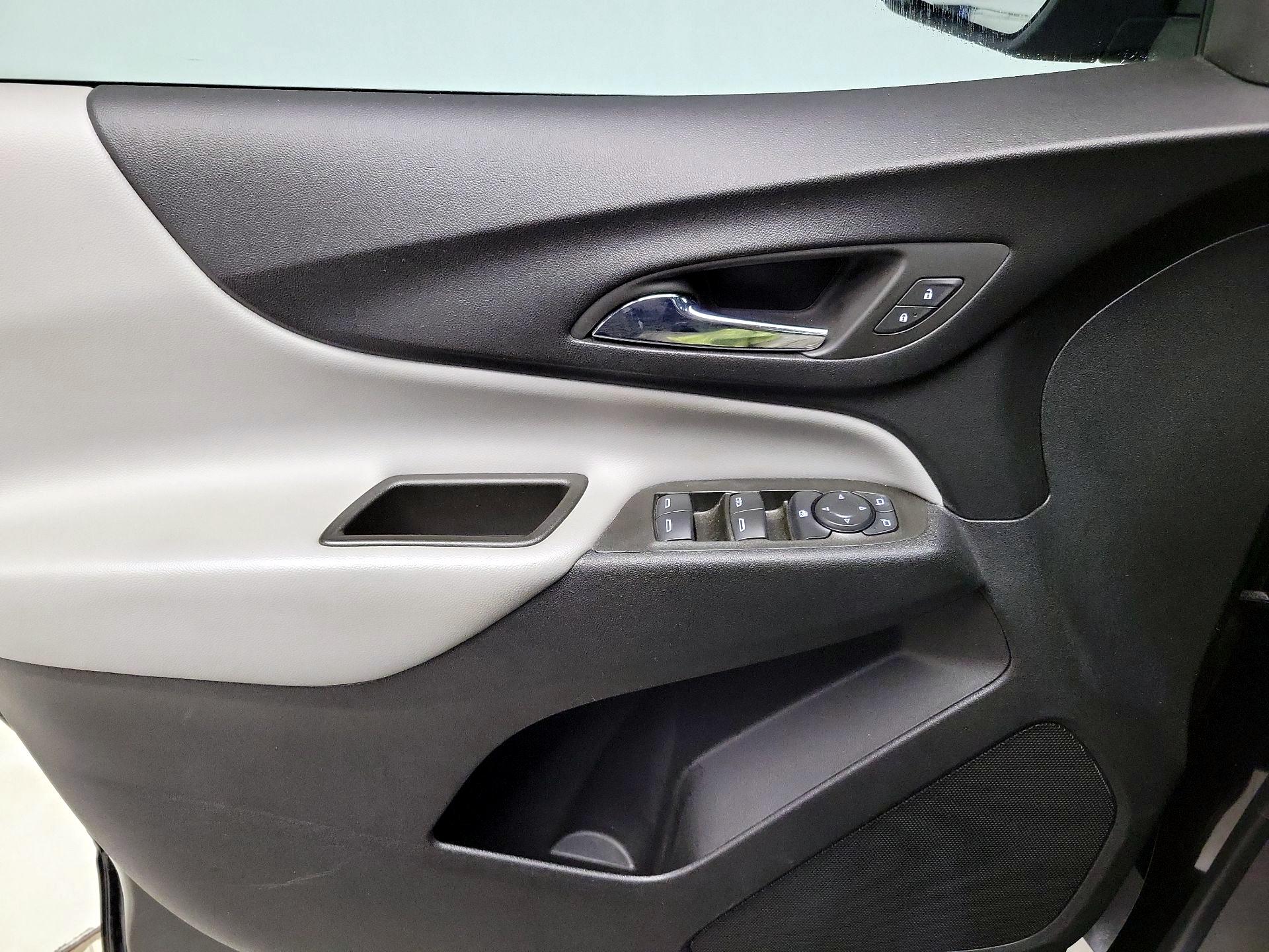 Thumbnail: 2023 Chevrolet Equinox - 12