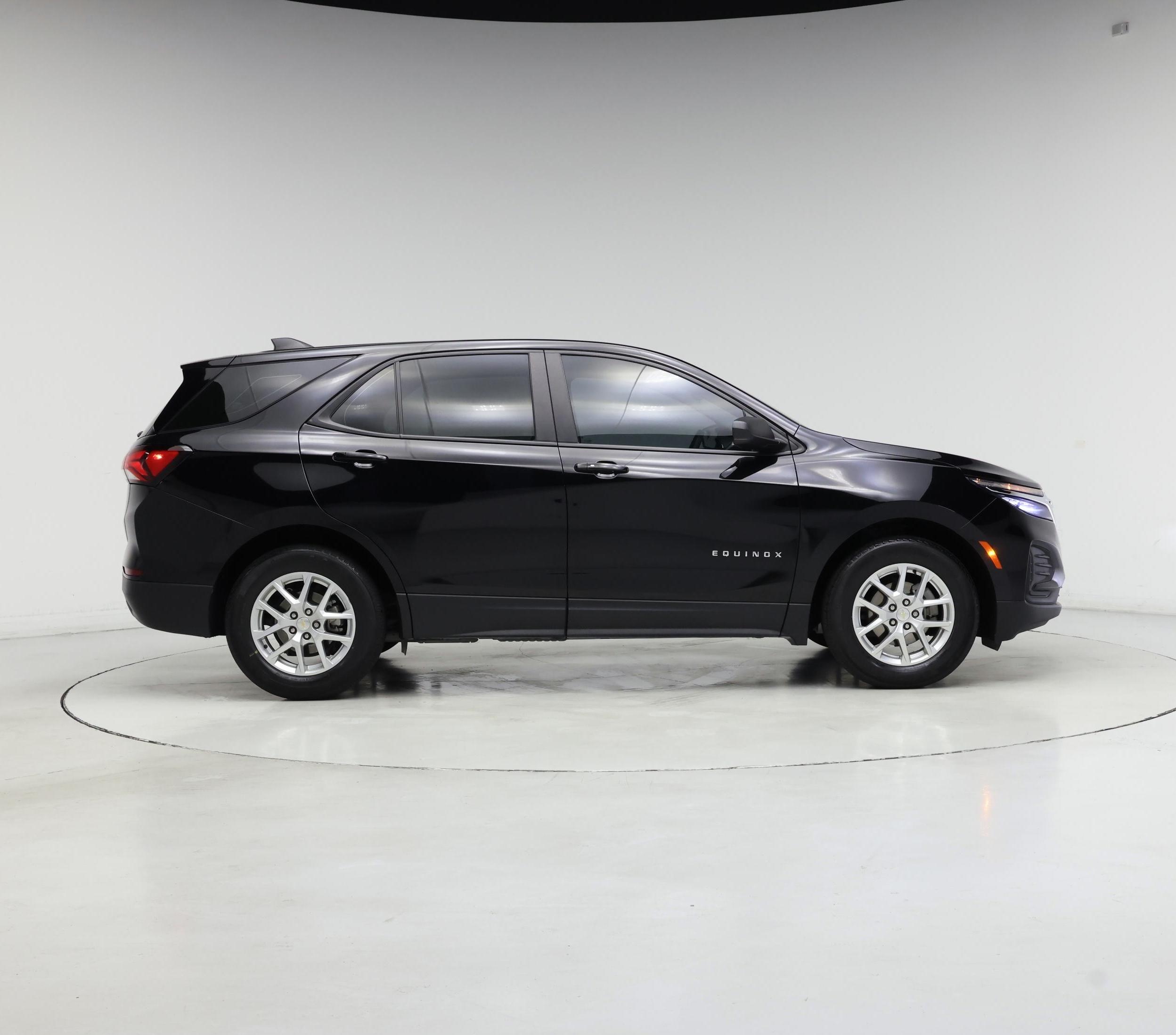 Thumbnail: 2023 Chevrolet Equinox - 7
