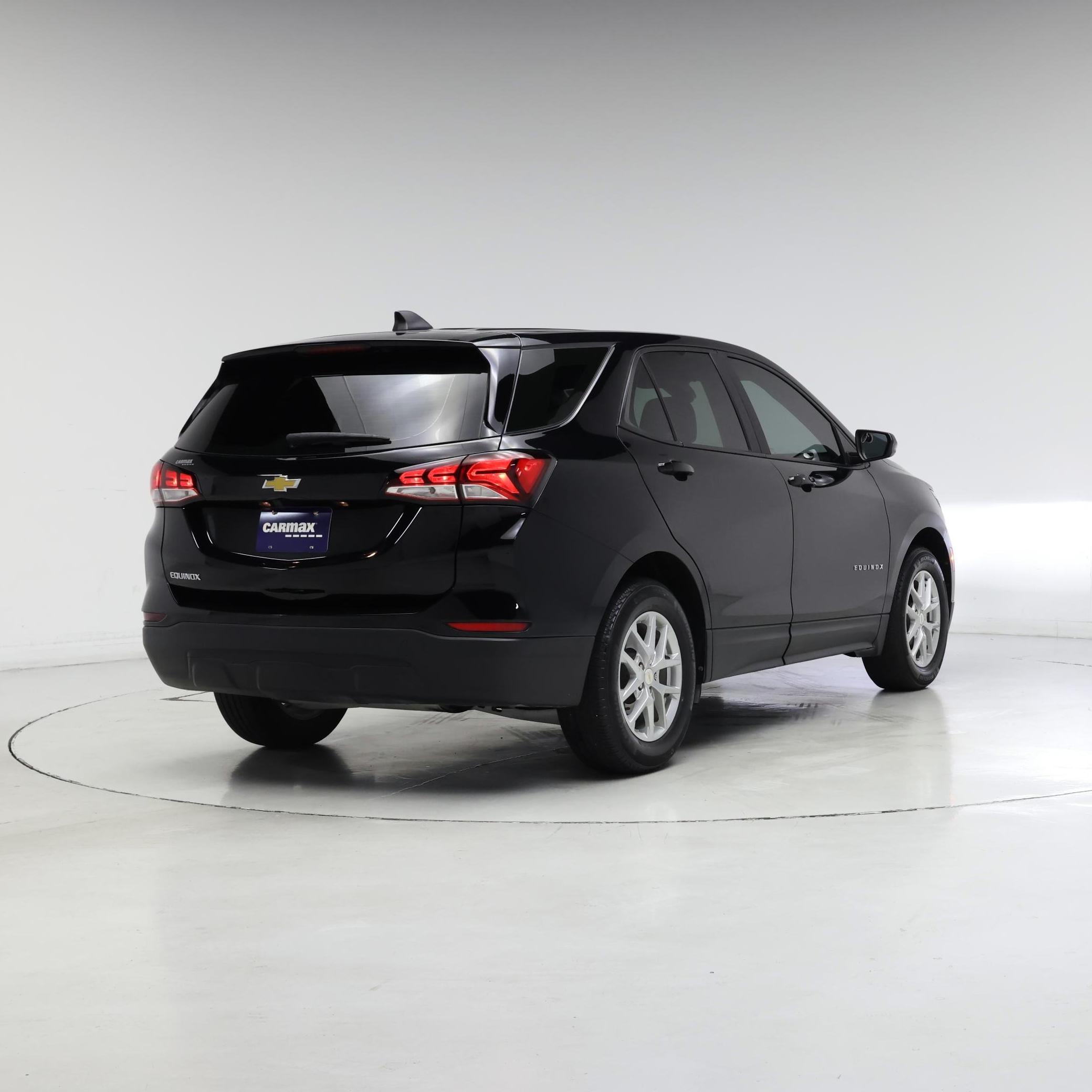 Thumbnail: 2023 Chevrolet Equinox - 8