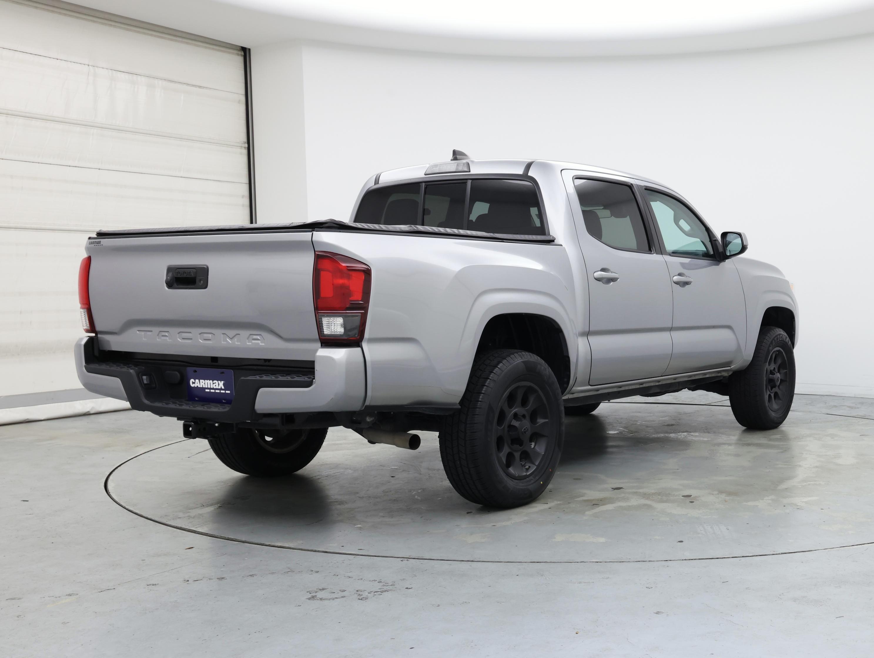 Thumbnail: 2021 Toyota Tacoma - 8