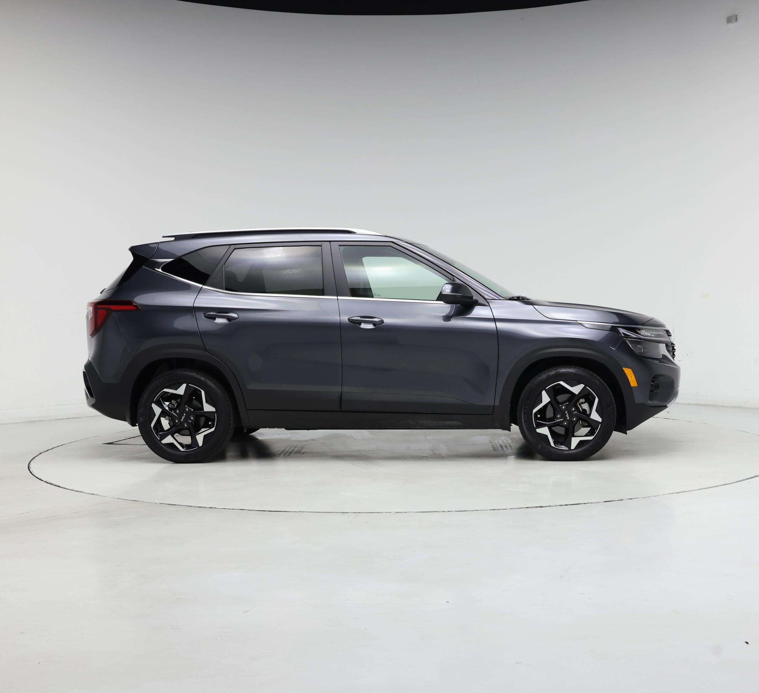Thumbnail: 2024 Kia Seltos - 7