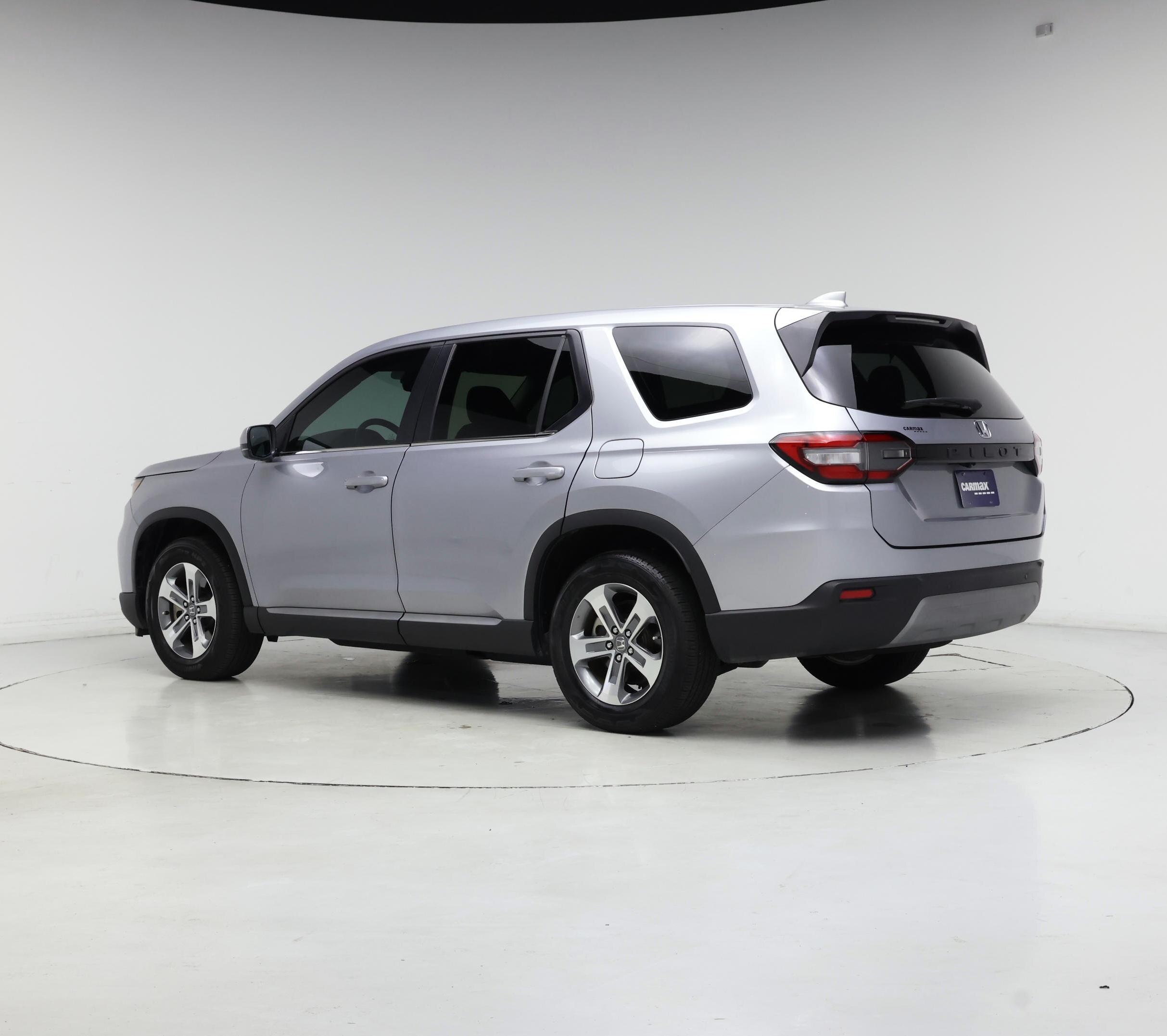 Thumbnail: 2023 Honda Pilot - 2