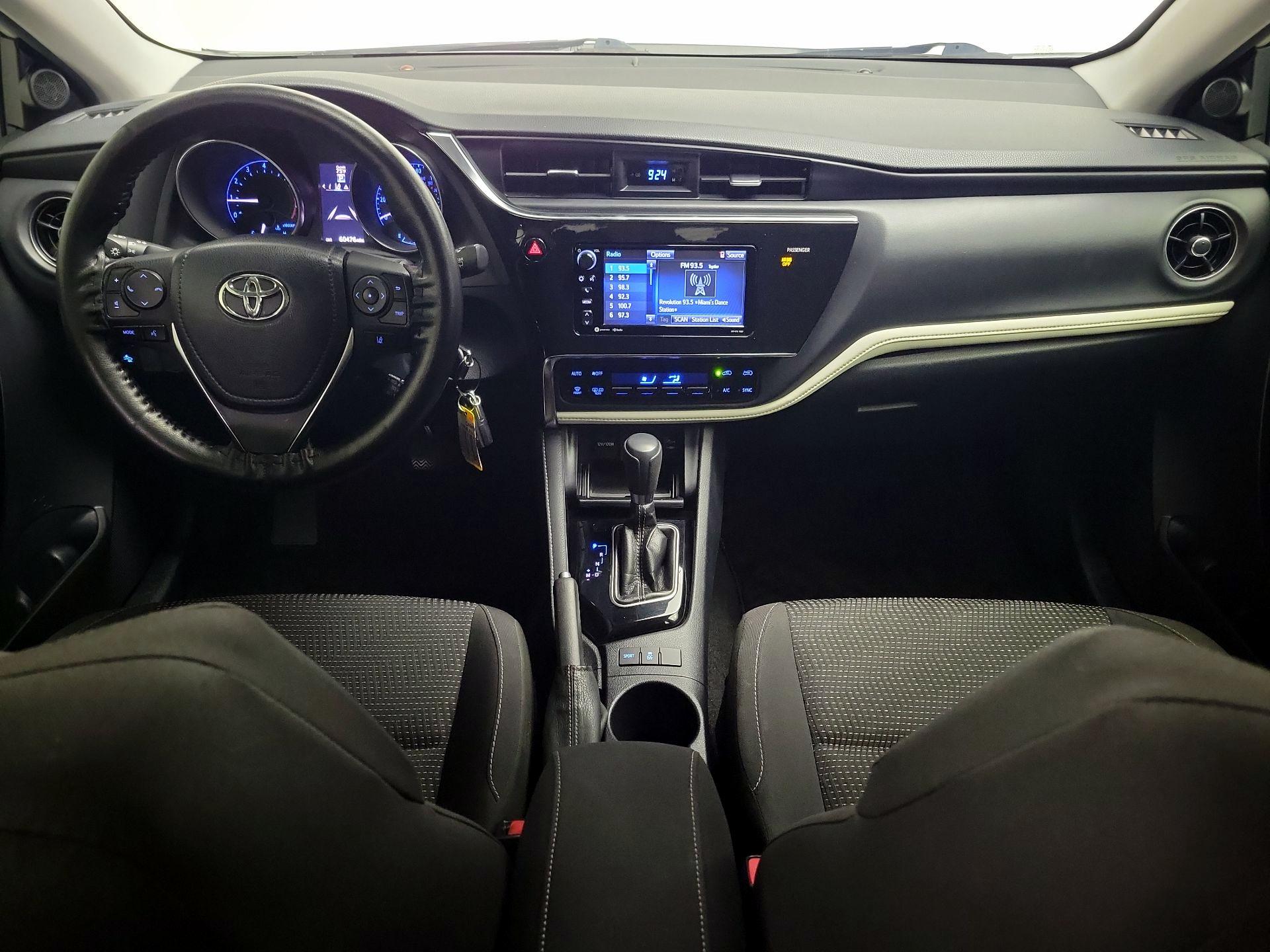 Thumbnail: 2017 Toyota Corolla iM - 9