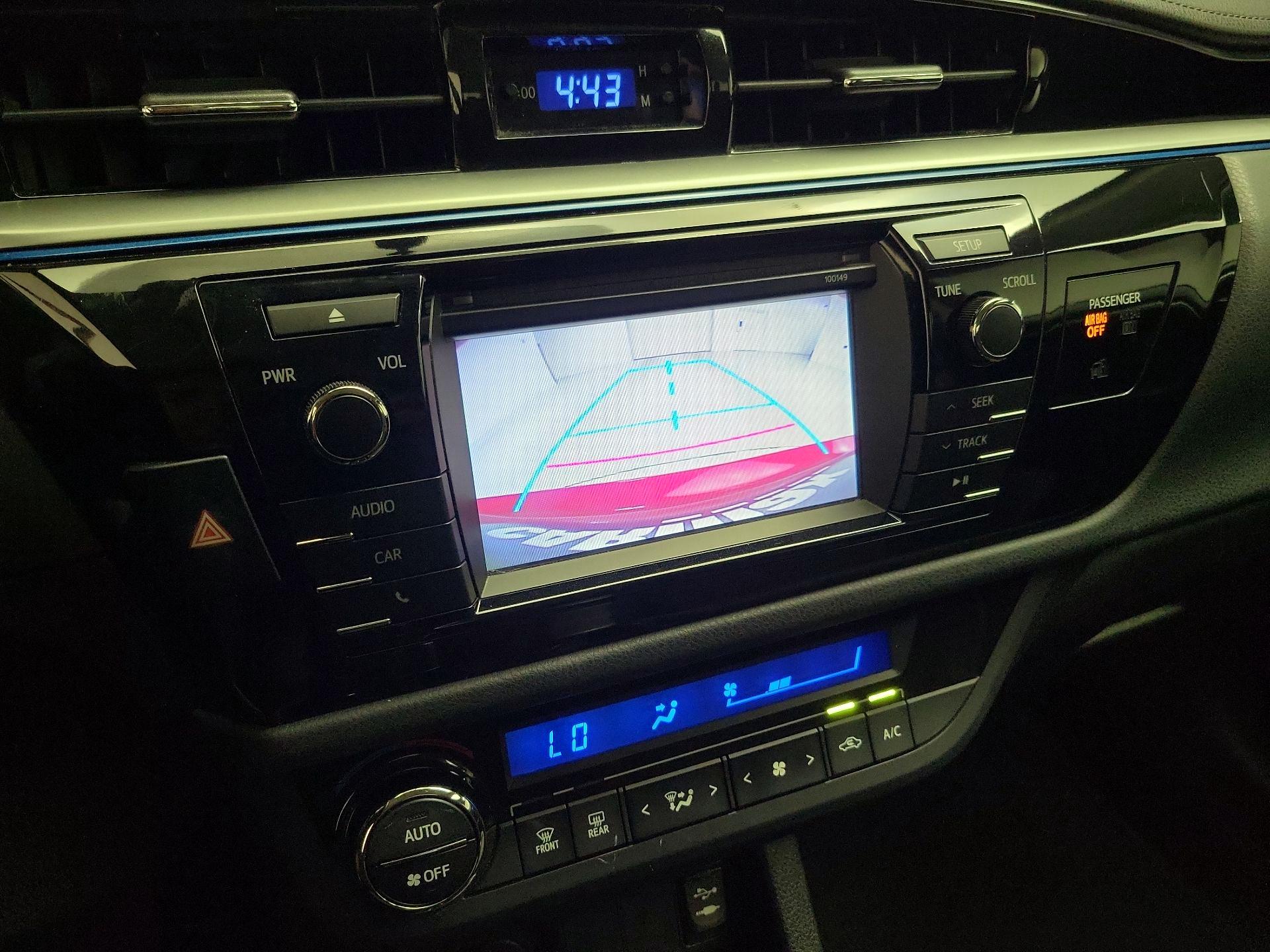 Thumbnail: 2015 Toyota Corolla - 14