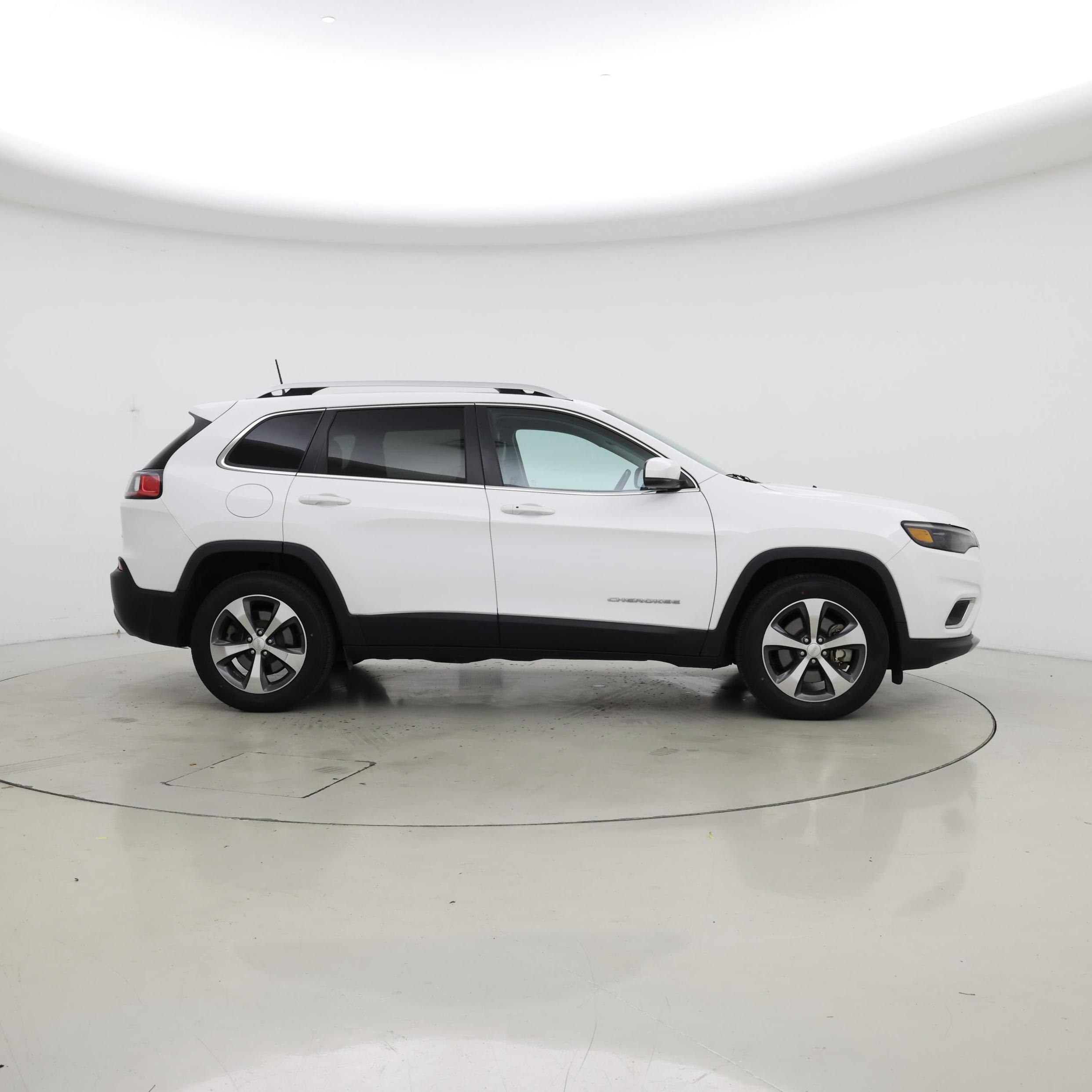 Thumbnail: 2020 Jeep Cherokee - 7